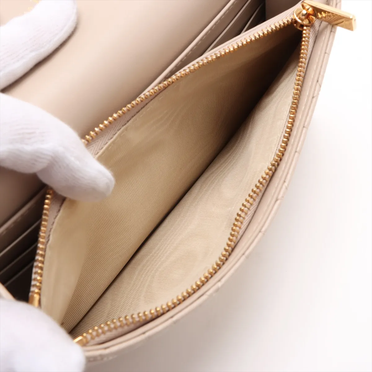 Cannage Caro Leather Chain Wallet Beige — view 6
