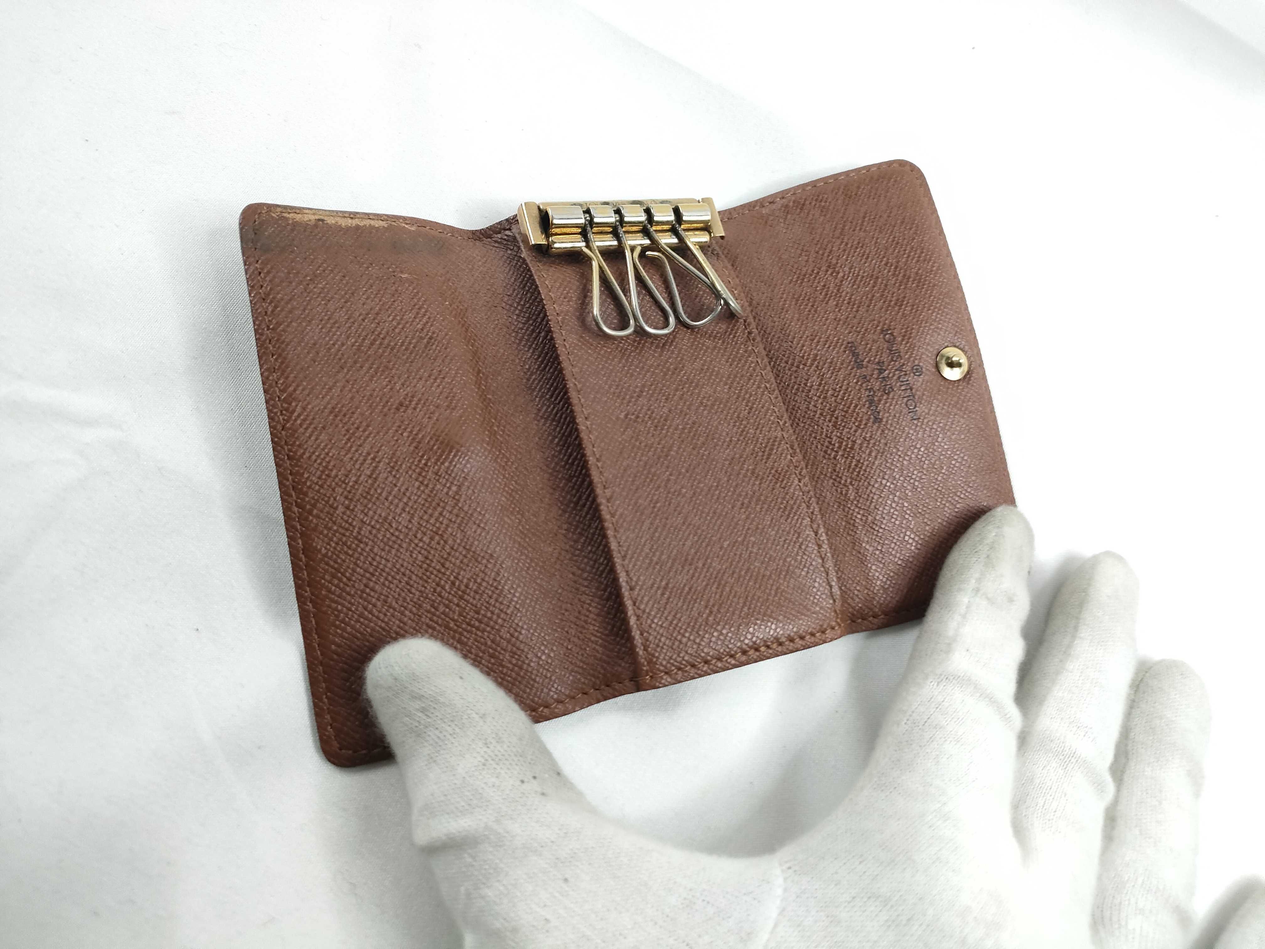 Monogram Vuitton M62631 Multicles 4 Key Case Monogram Canvas Brown Key Case — view 8