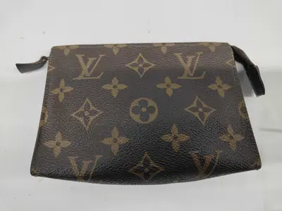 Pouch Pochette Toilette 15 Monogram M47546 Pouch