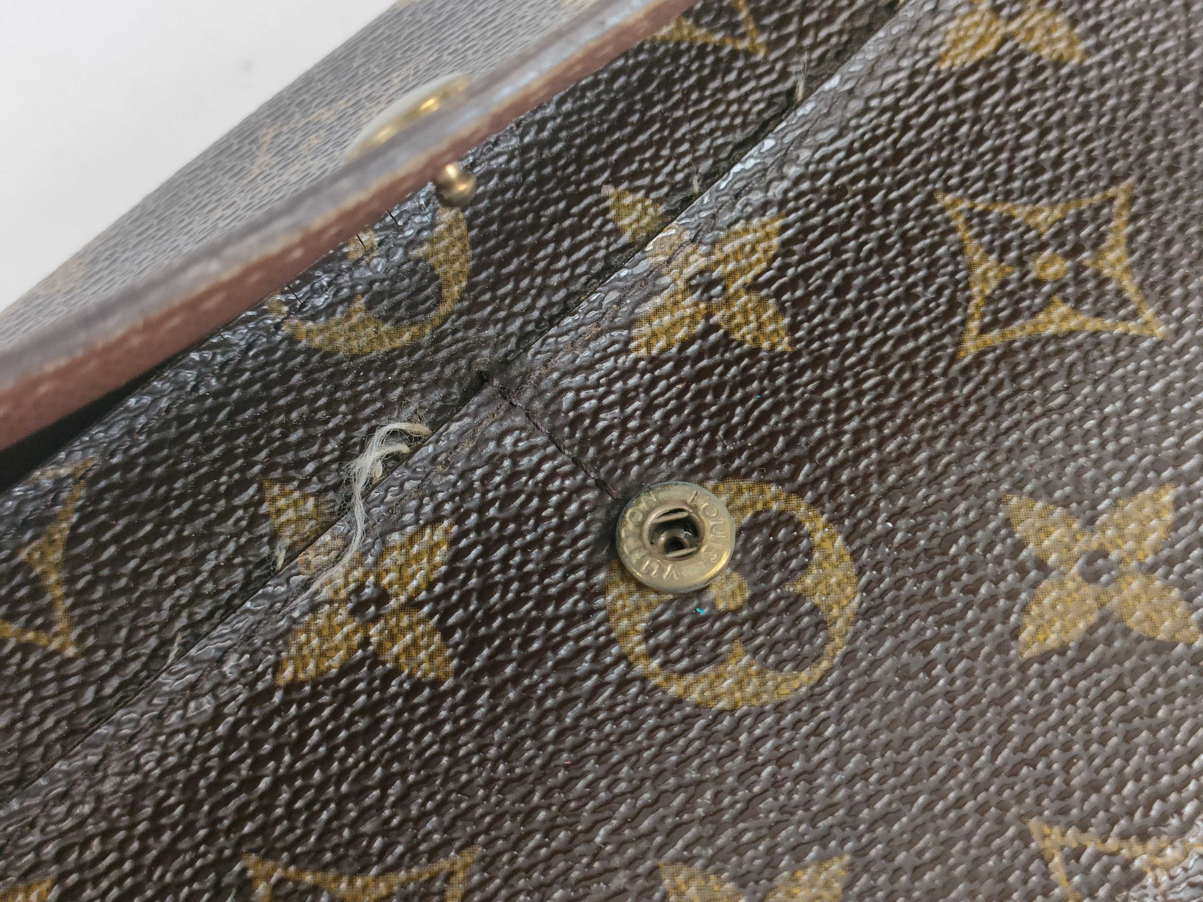 Monogram Portefeuille Sarah Wallet — view 9