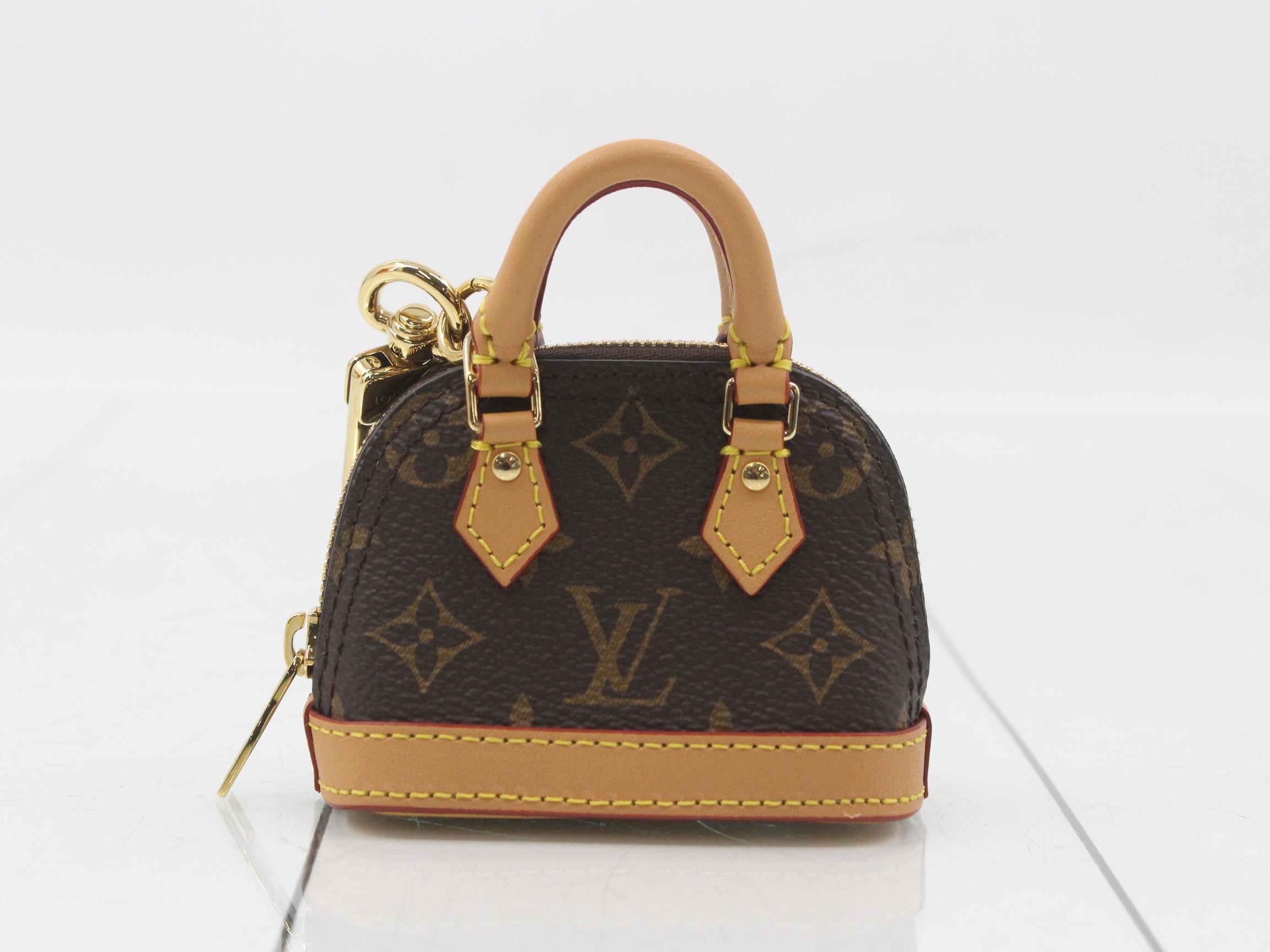 Bag Charm Microalma