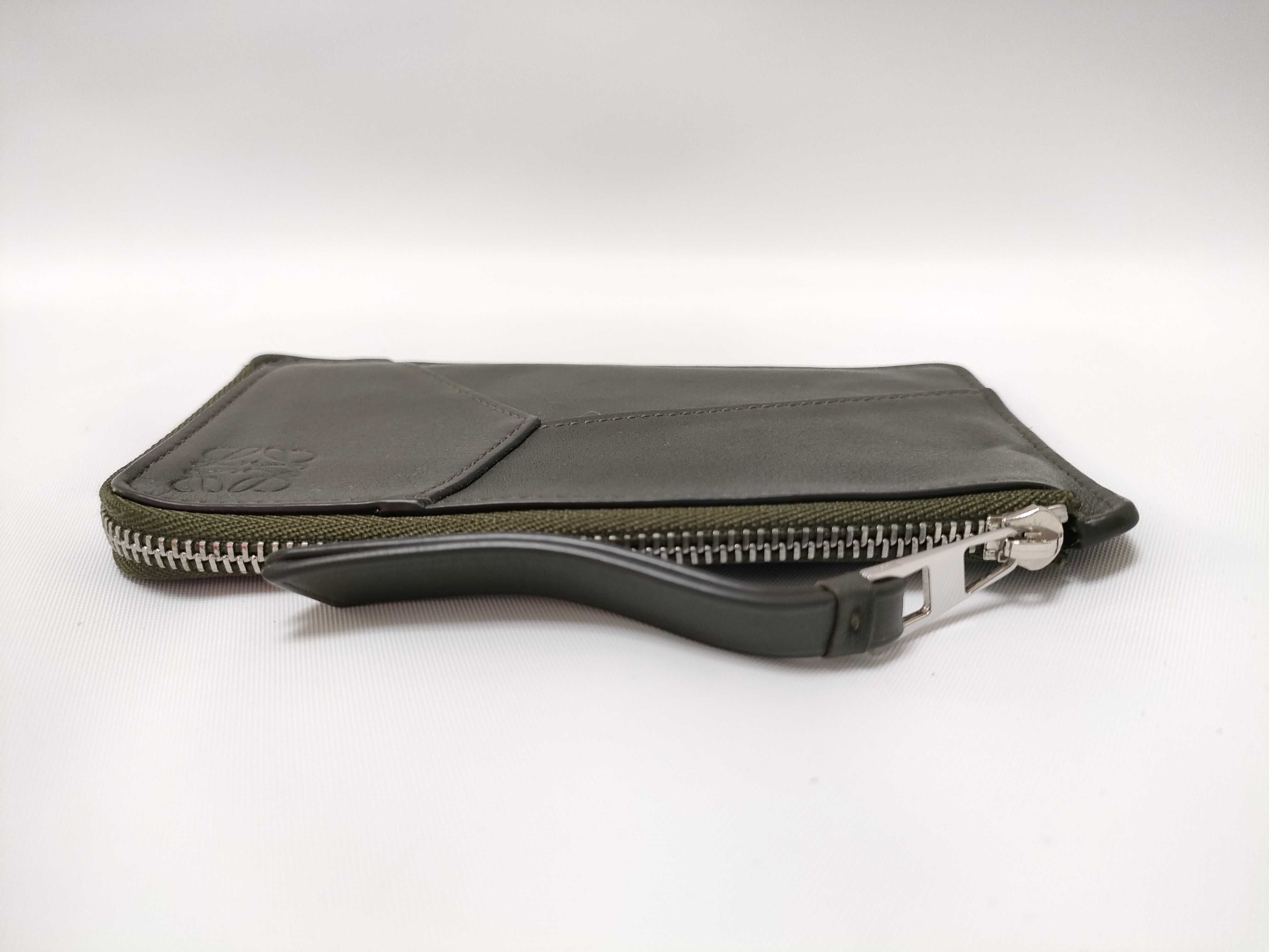Anagram Puzzle Coin Case (Comes with box and dust bag) — view 5