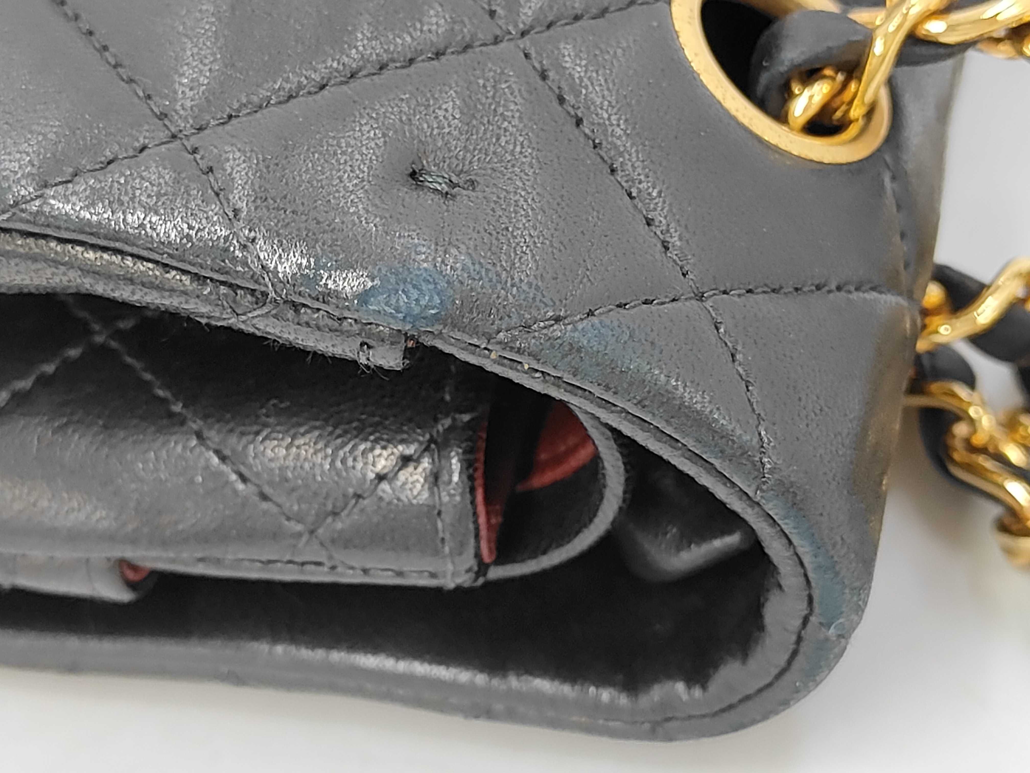 Lambskin Matelassé 25 Double Chain Double Flap Shoulder Bag (No Seal) — view 11