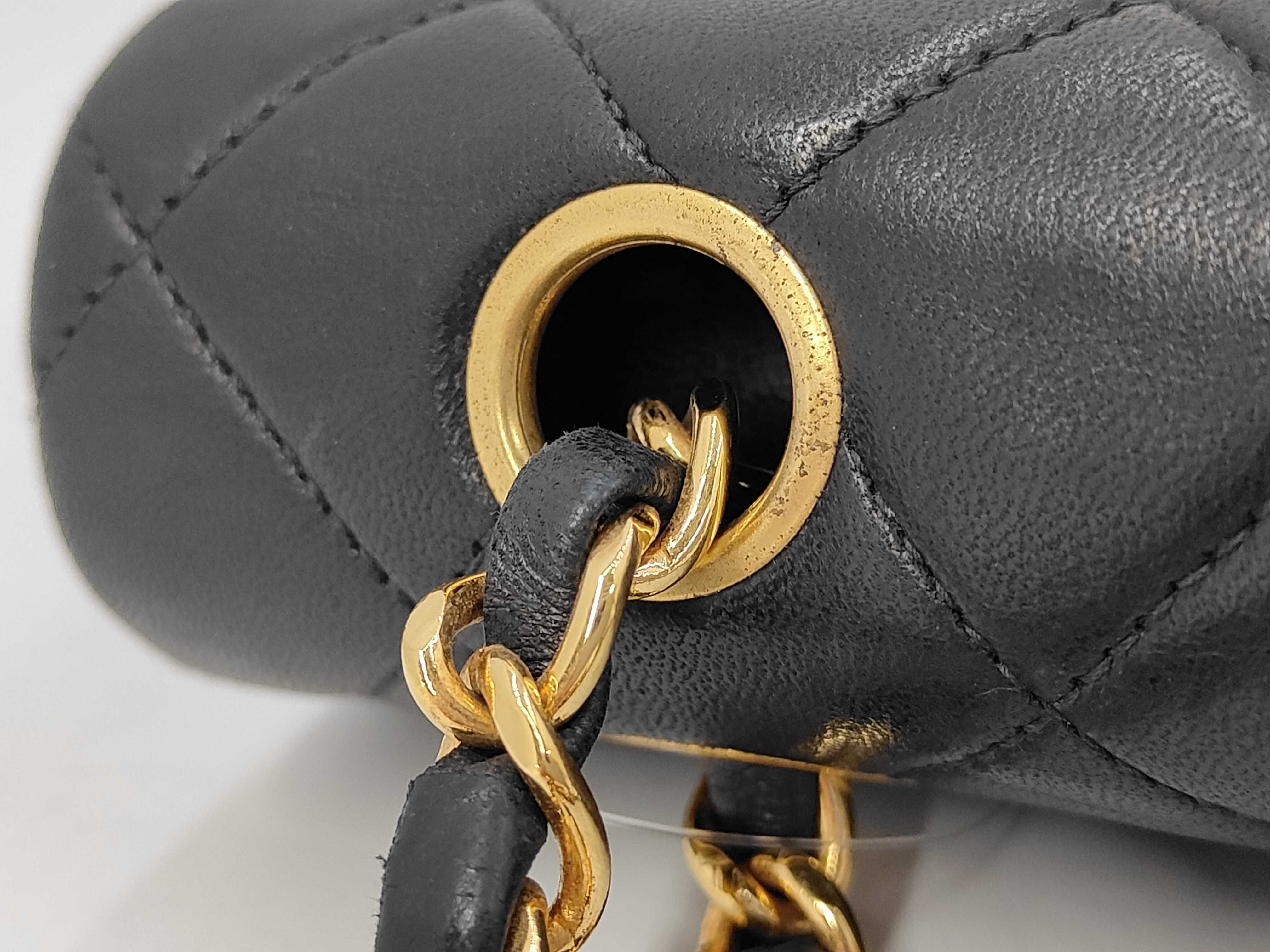 Lambskin Matelassé 25 Double Chain Double Flap Shoulder Bag (No Seal) — view 6