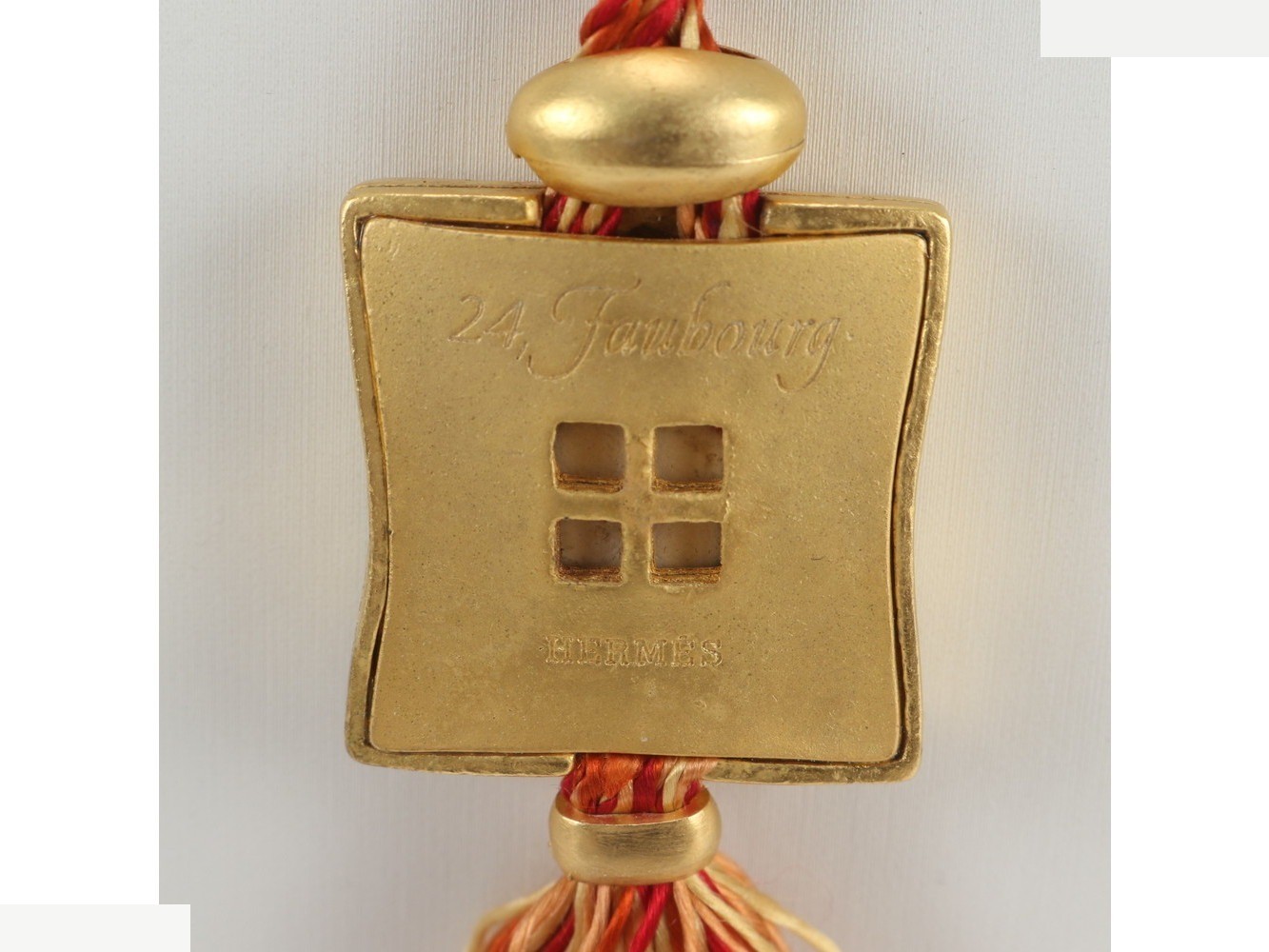 Vanquatre Faubourg Necklace Pendant Accessory — view 7