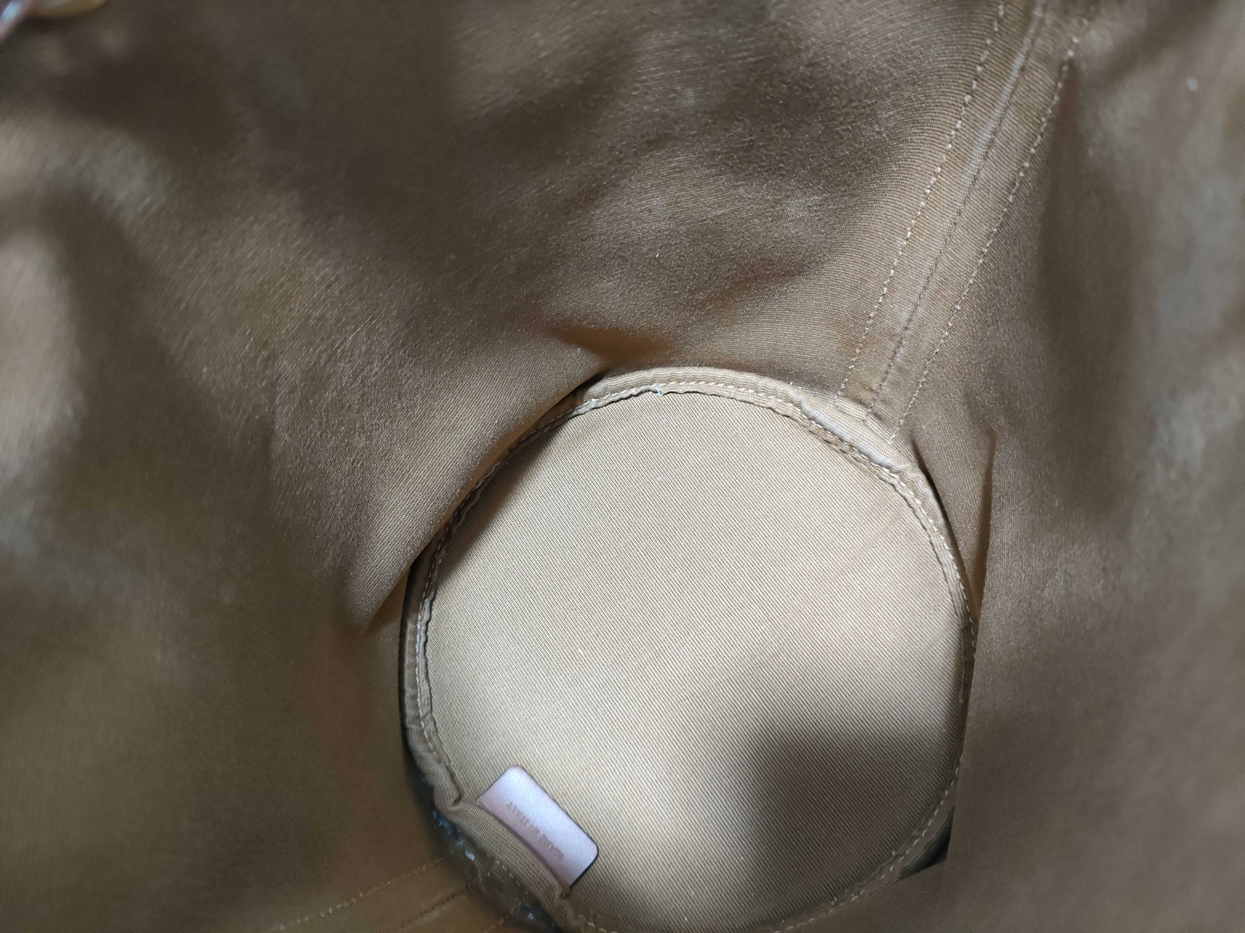 Triomphe Small Drawstring Shoulder Bag — view 9