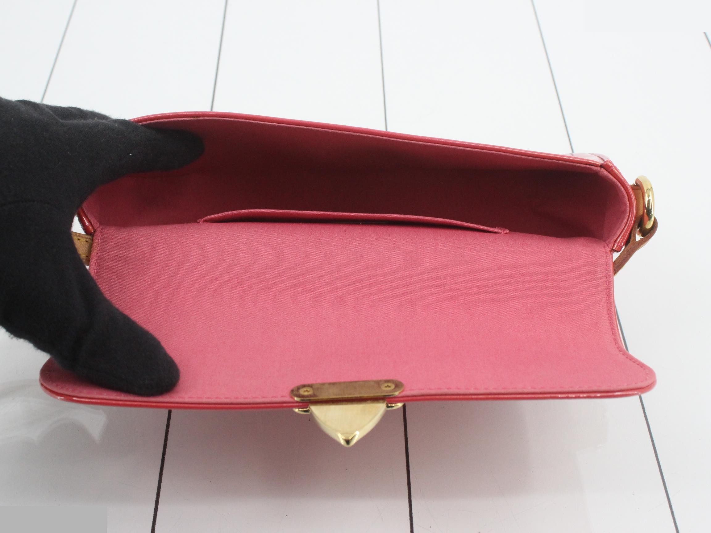 Vernis Malibu Street Framboise Shoulder Bag — view 4
