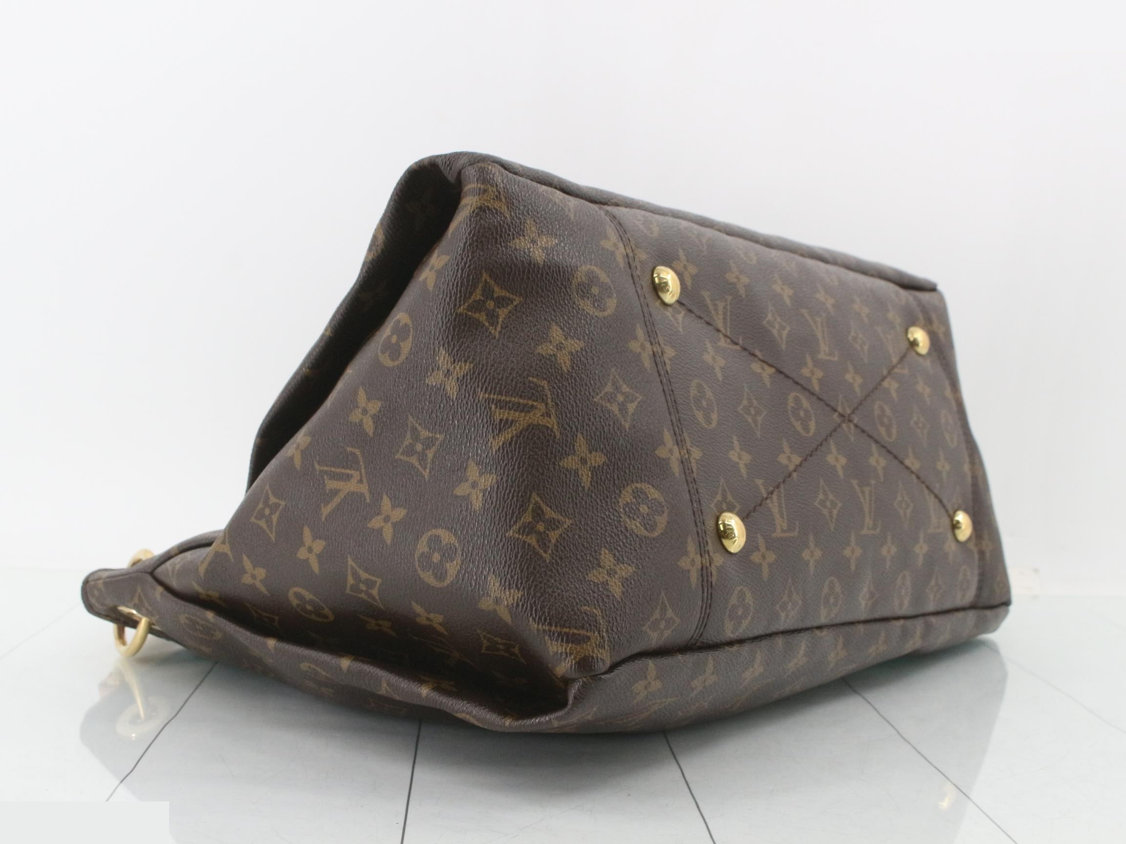 Monogram Artsy MM Shoulder Bag — view 6