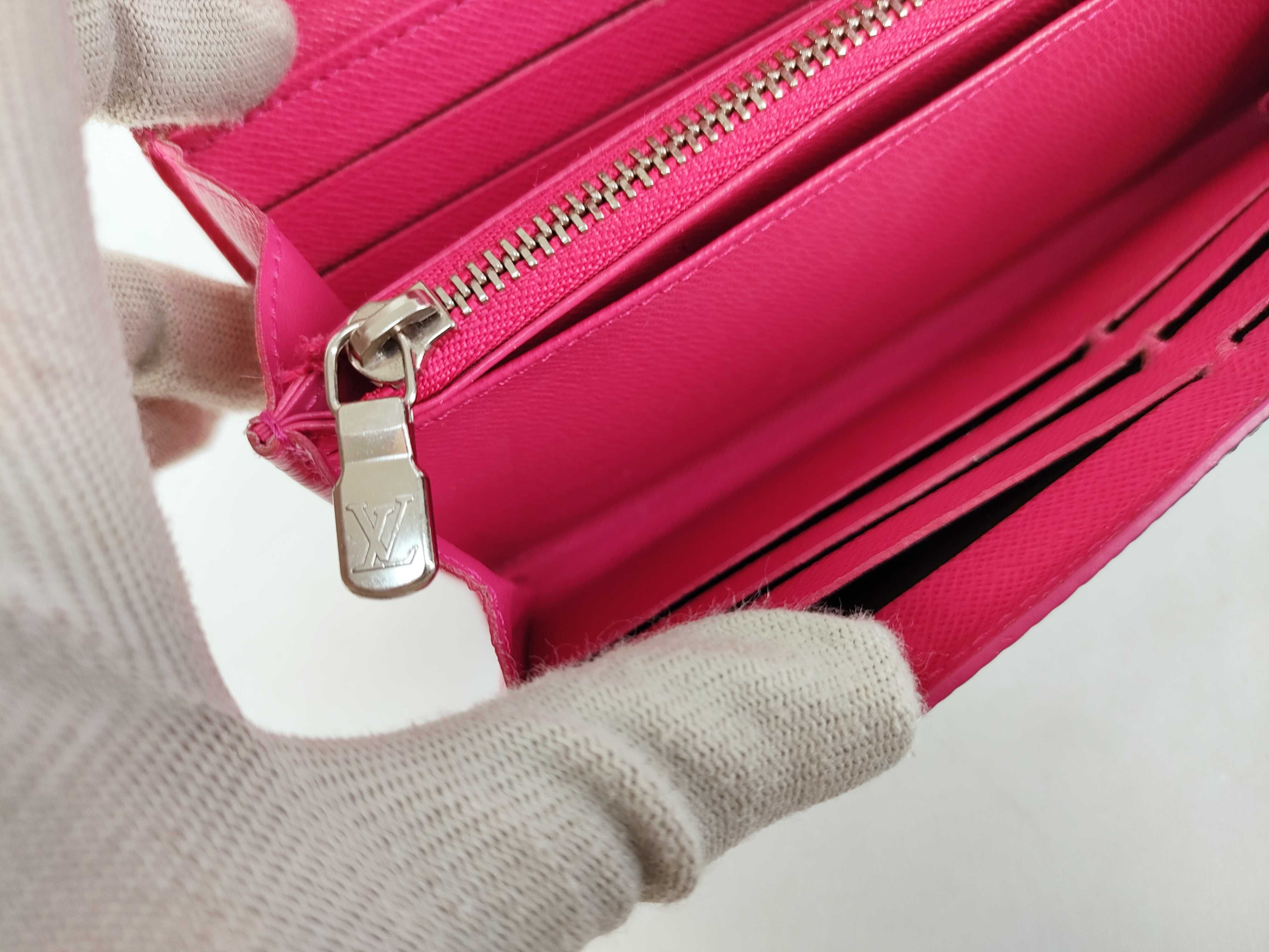 Epi Leather Wallet, Louis Vuitton Epi Sarah M64322 — view 13
