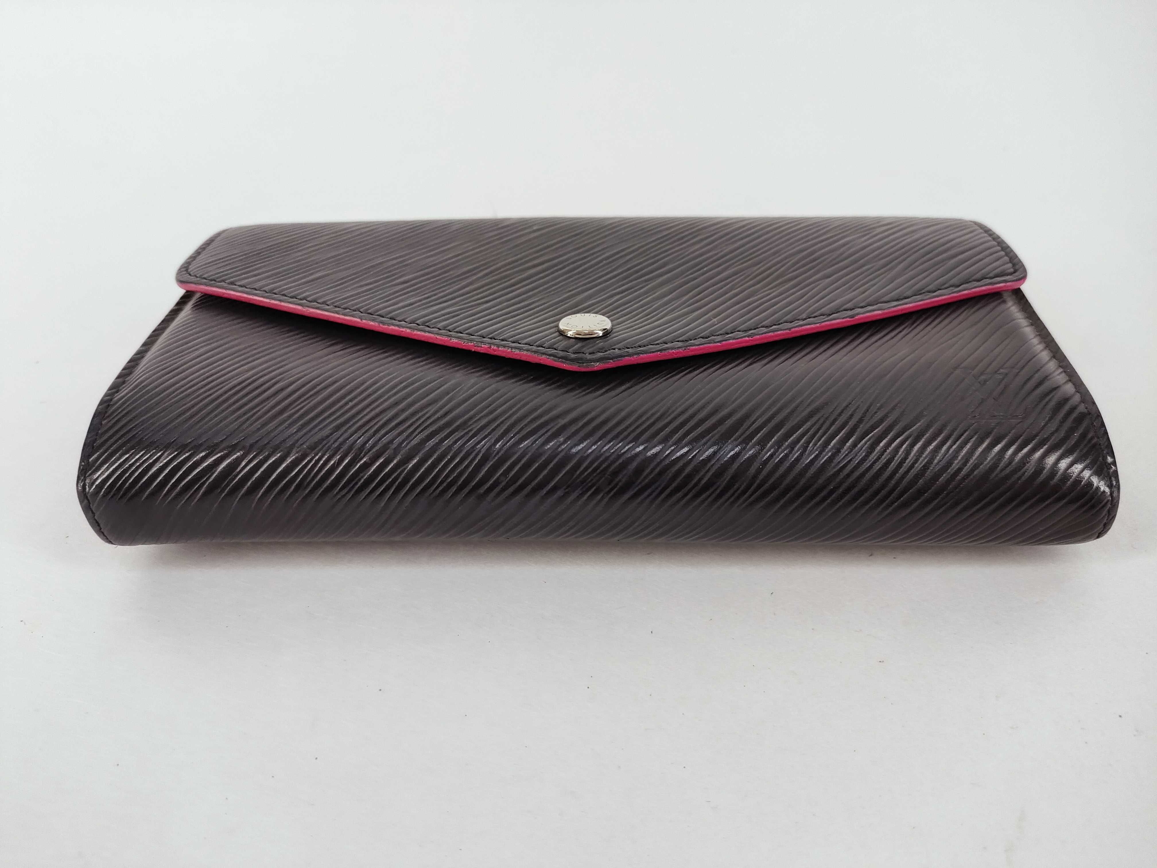 Epi Leather Wallet, Louis Vuitton Epi Sarah M64322 — view 5