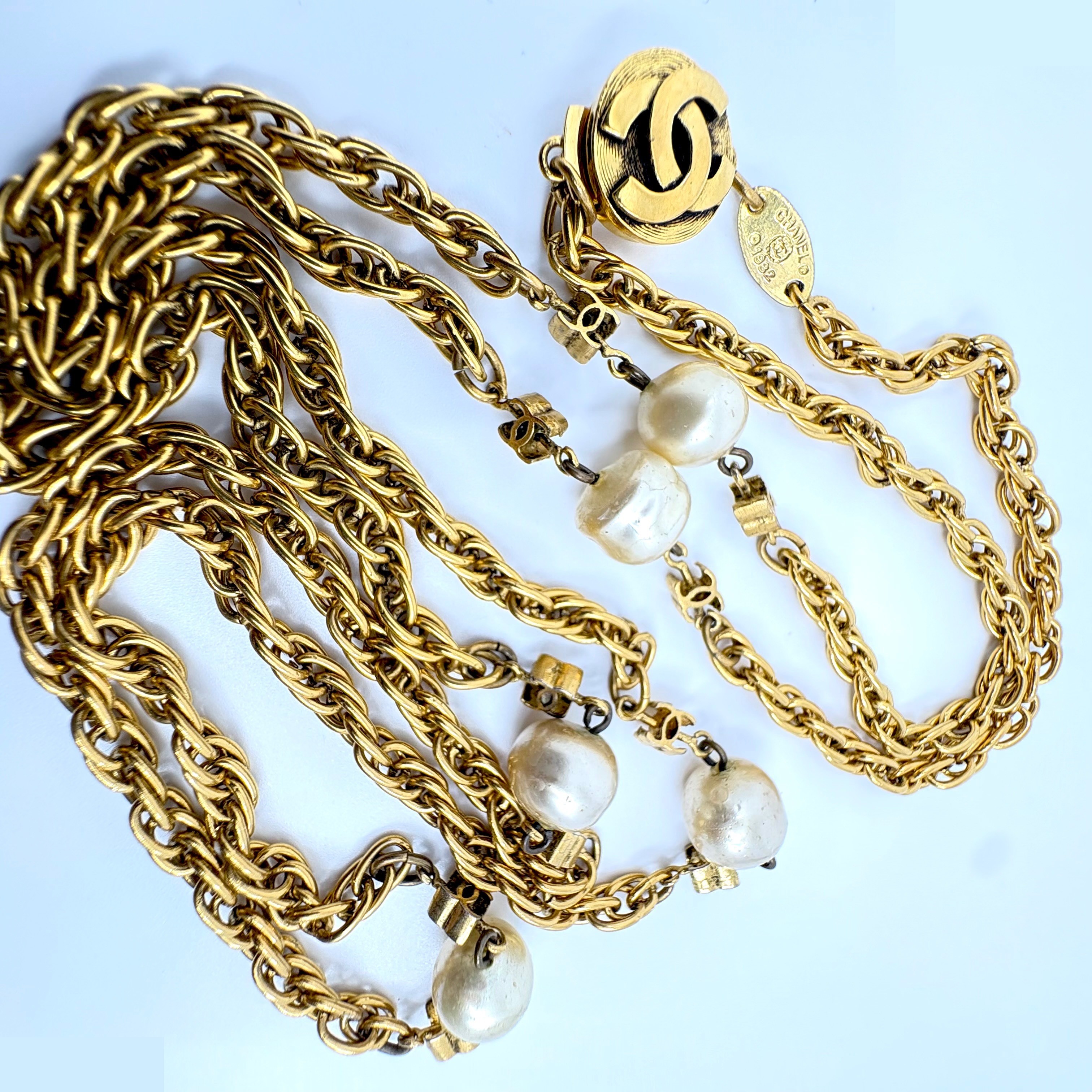 Pearl and Coco Mark (precious metal) necklace pendant, chain approximately 96cm. — view 3