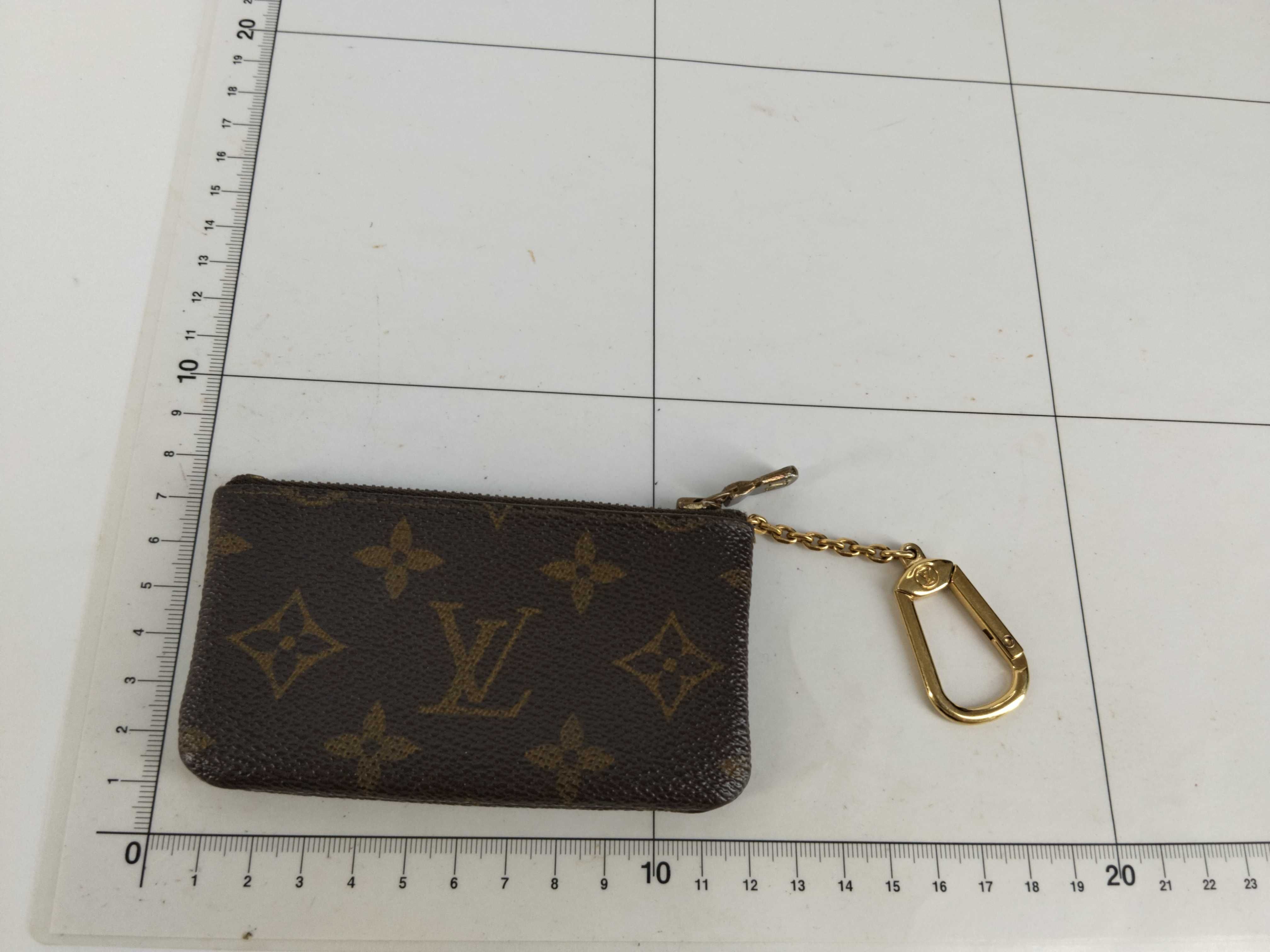 Monogram Louis Vuitton Monogram Pochette Clé Coin Case M62650 Coin Case — view 2