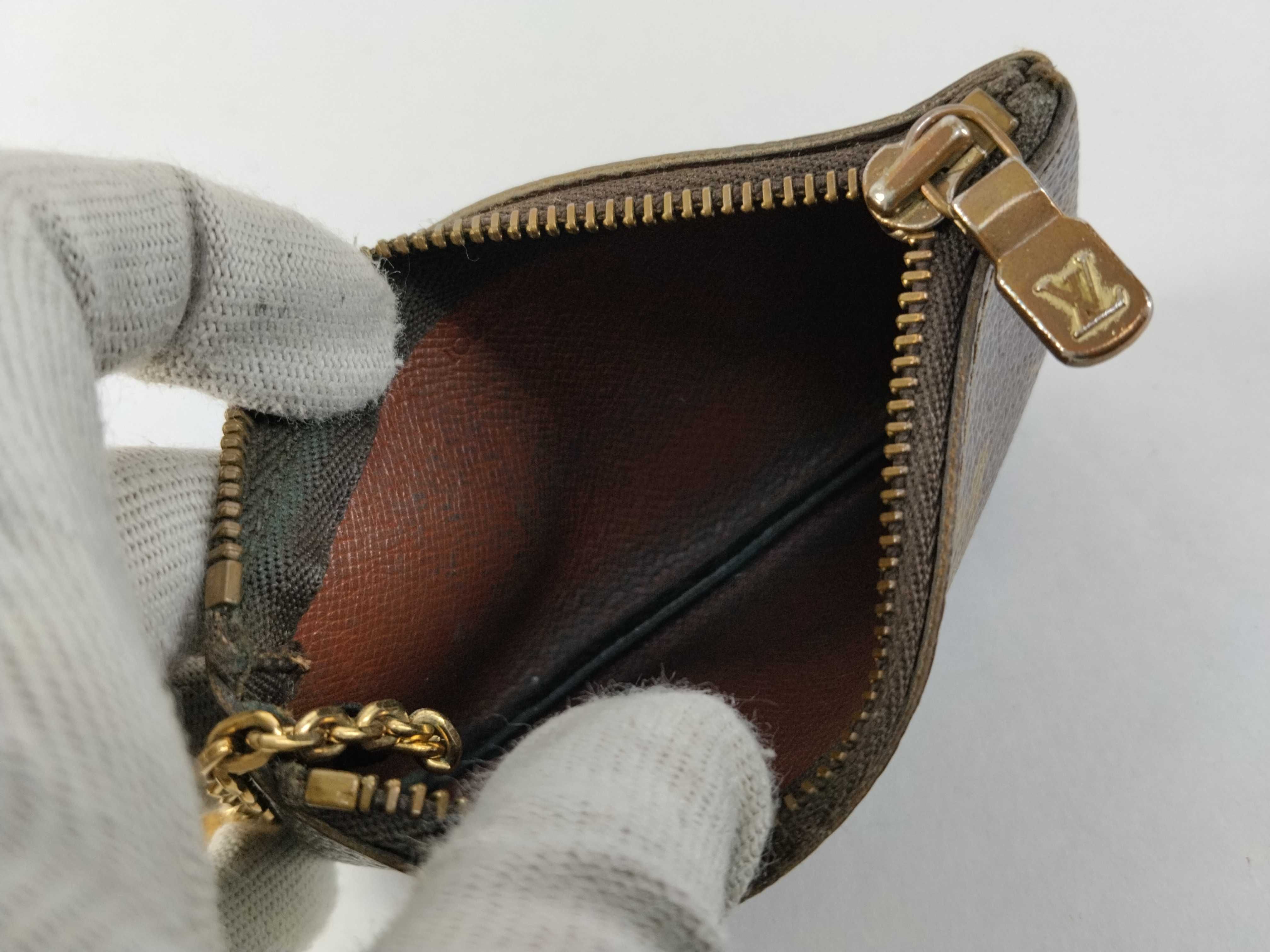 Monogram Louis Vuitton Monogram Pochette Clé Coin Case M62650 Coin Case — view 8