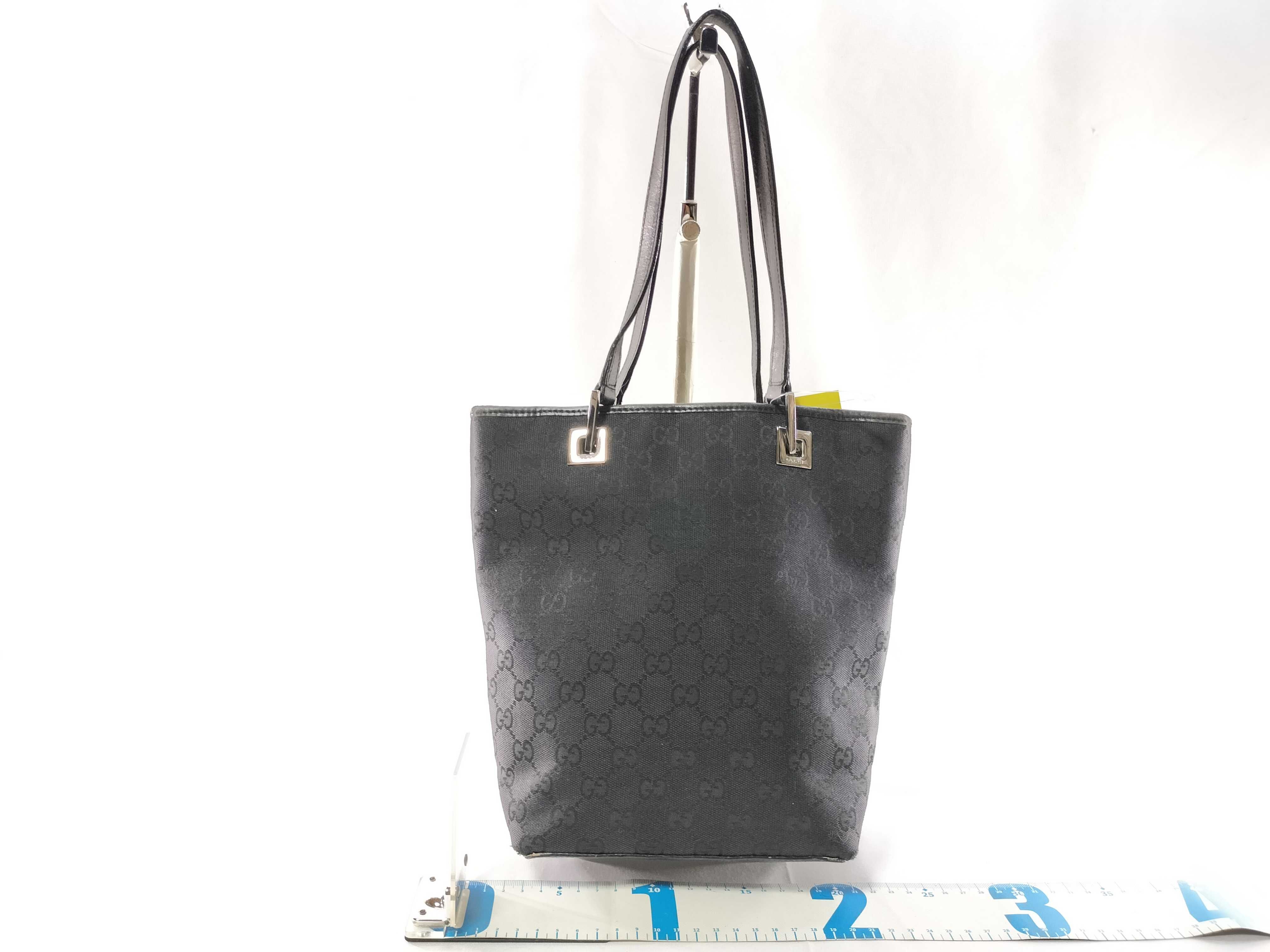 GG Canvas 2404 Tote Bag — view 2