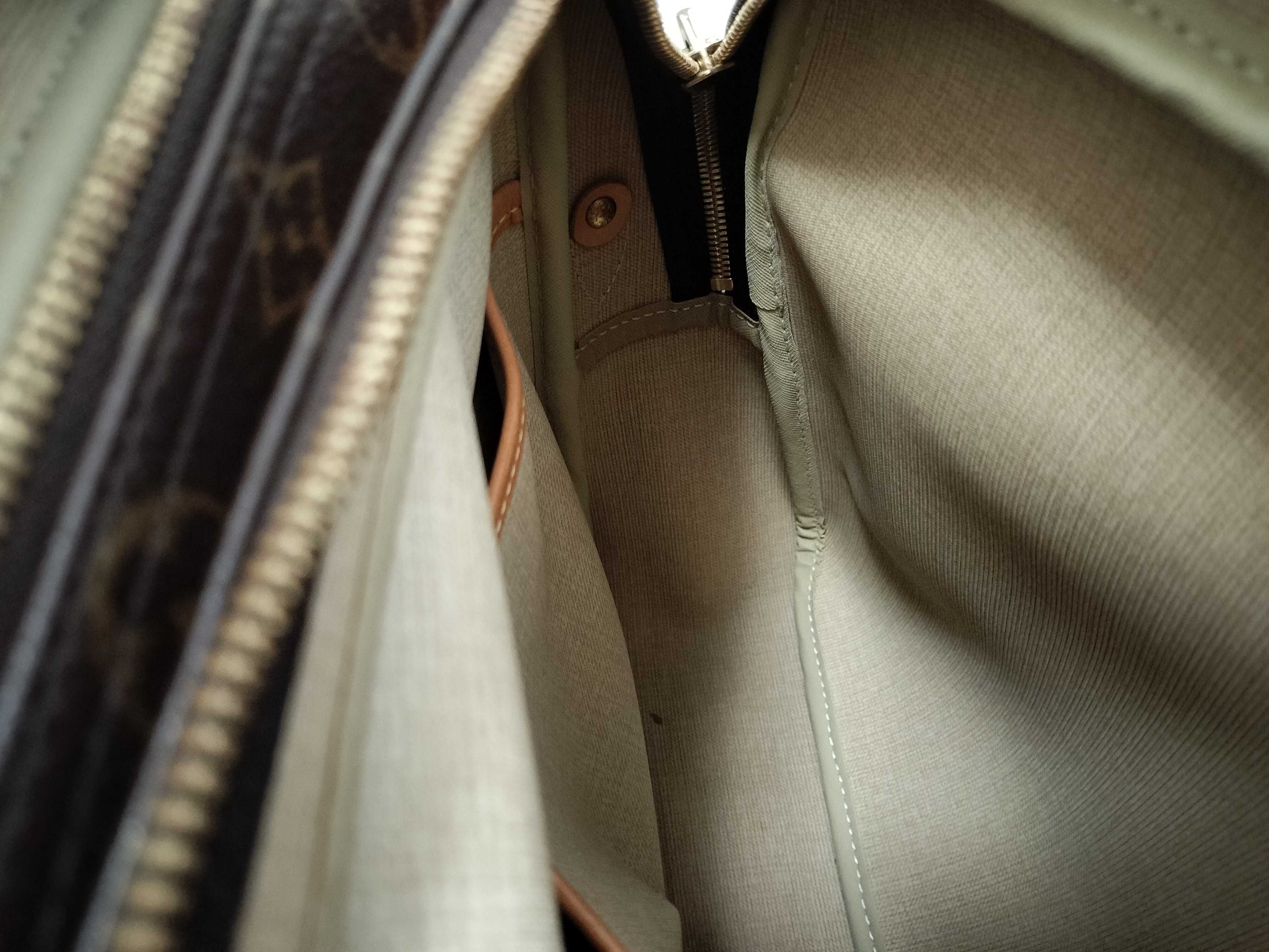 Monogram Reporter GM M45252 SP1021 Shoulder Bag — view 9
