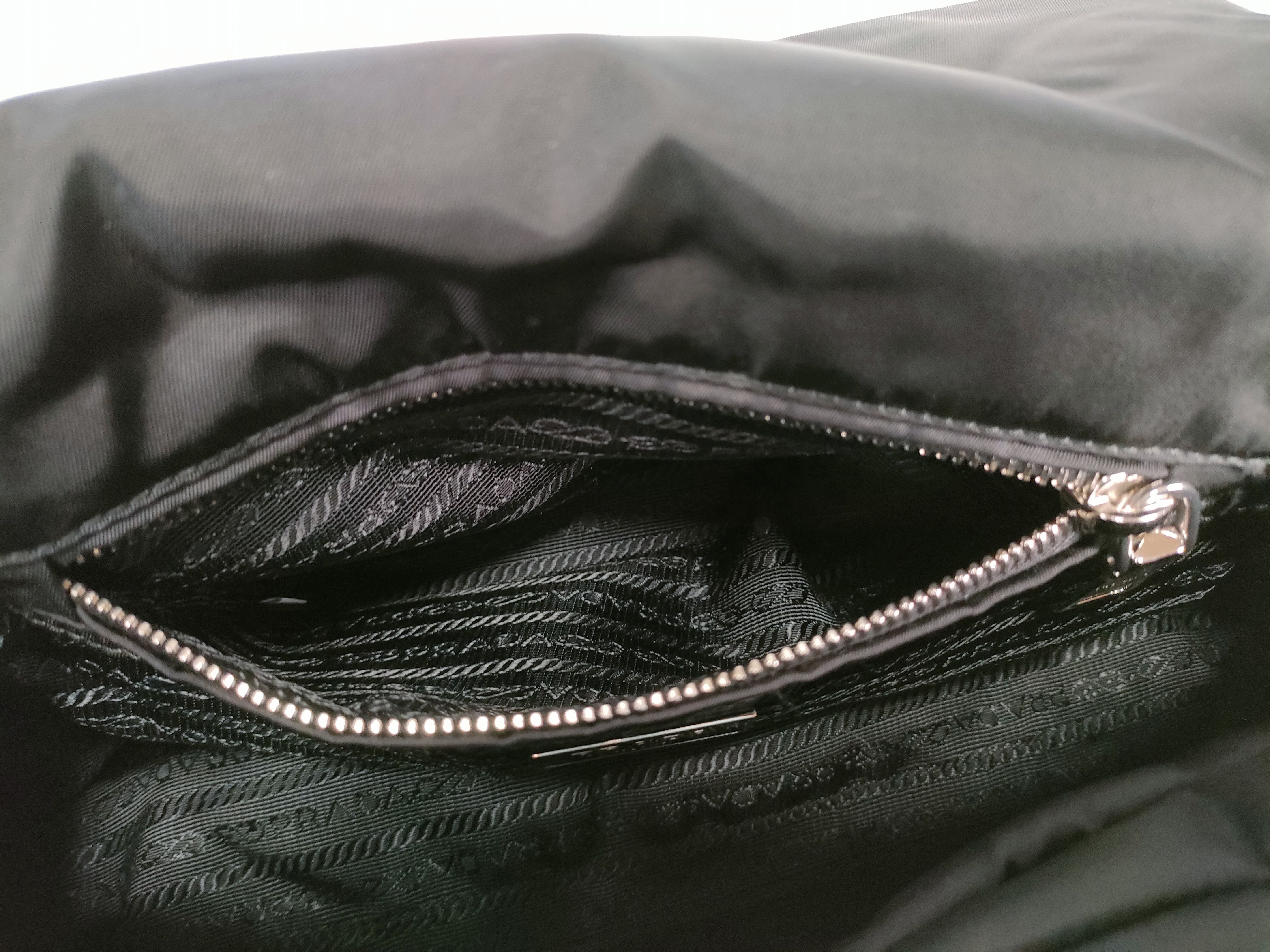 Nylon Tessuto Bomber Shoulder Bag — view 14
