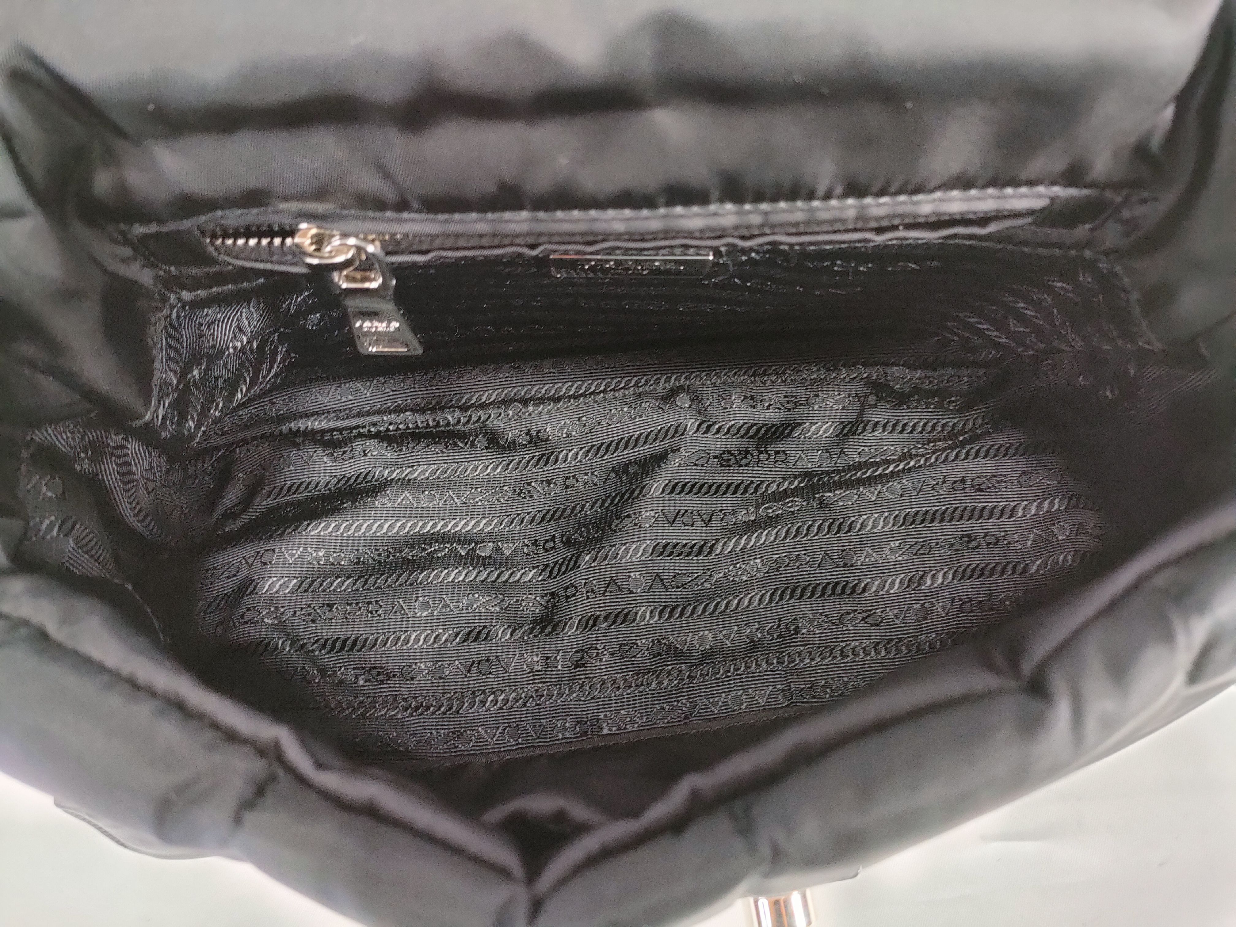 Nylon Tessuto Bomber Shoulder Bag — view 10