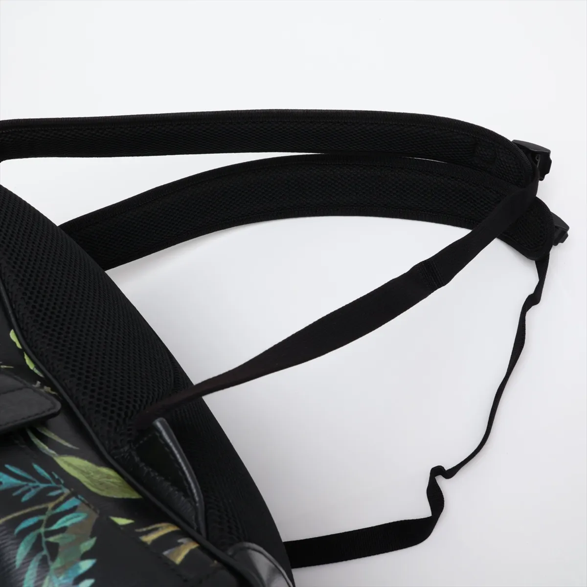 Tian Leather Backpack/Rucksack, Black x Green, 406370 — view 6