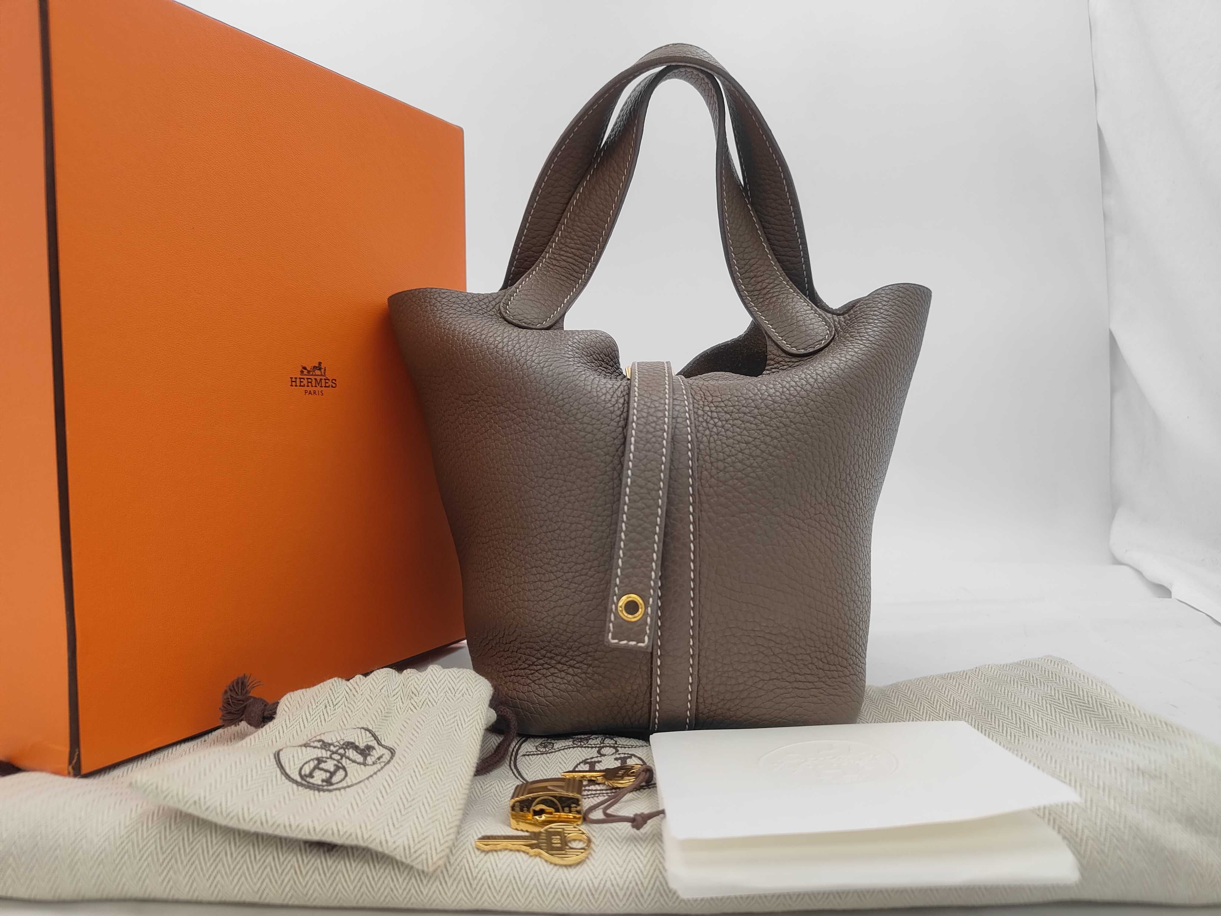 Picotin Lock PM 18 Etoupe Gold Hardware Taurillon Clemence Leather U Stamp Handbag