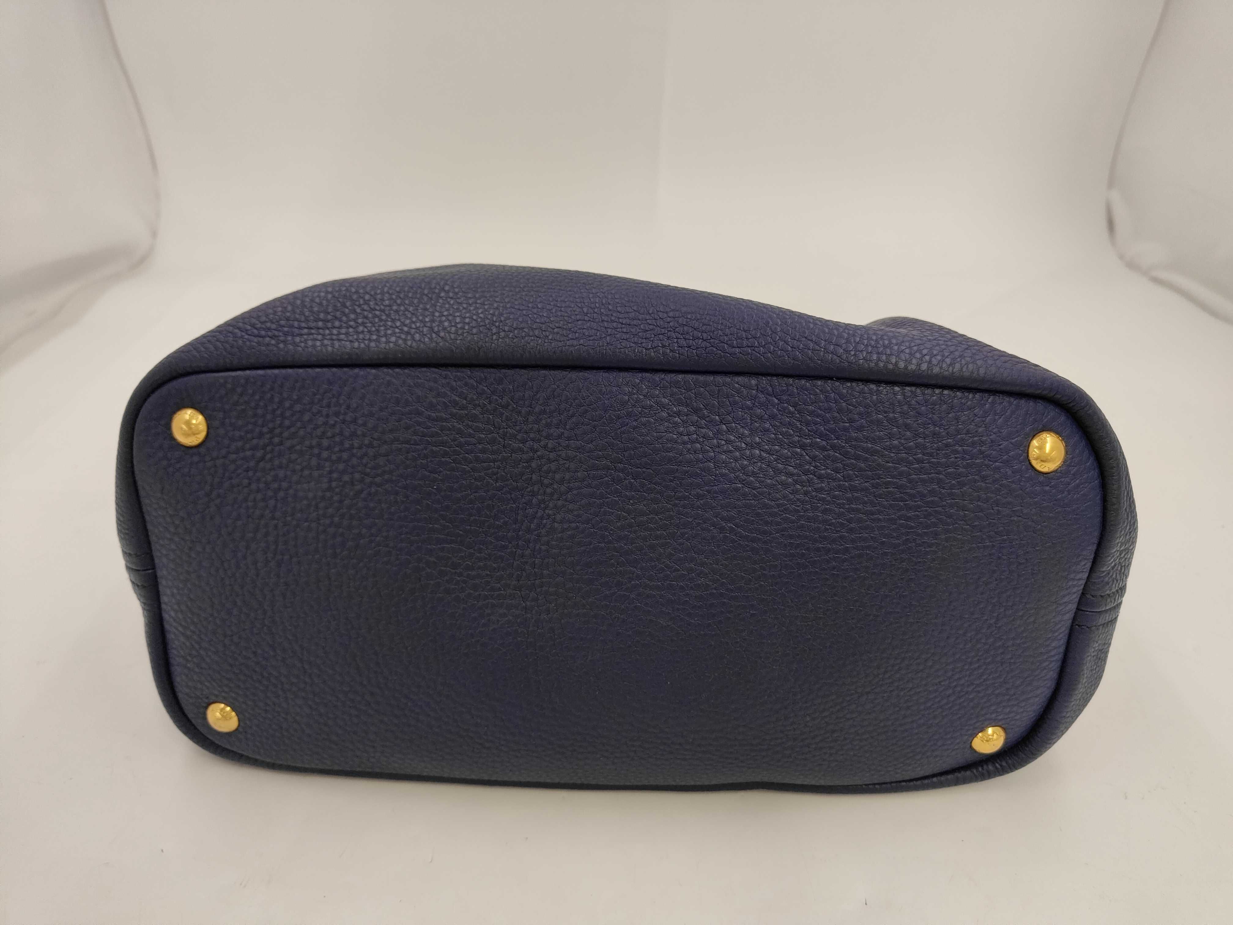 Vitello Daino Hobo Shoulder Bag Navy B4829B Shoulder Bag — view 3