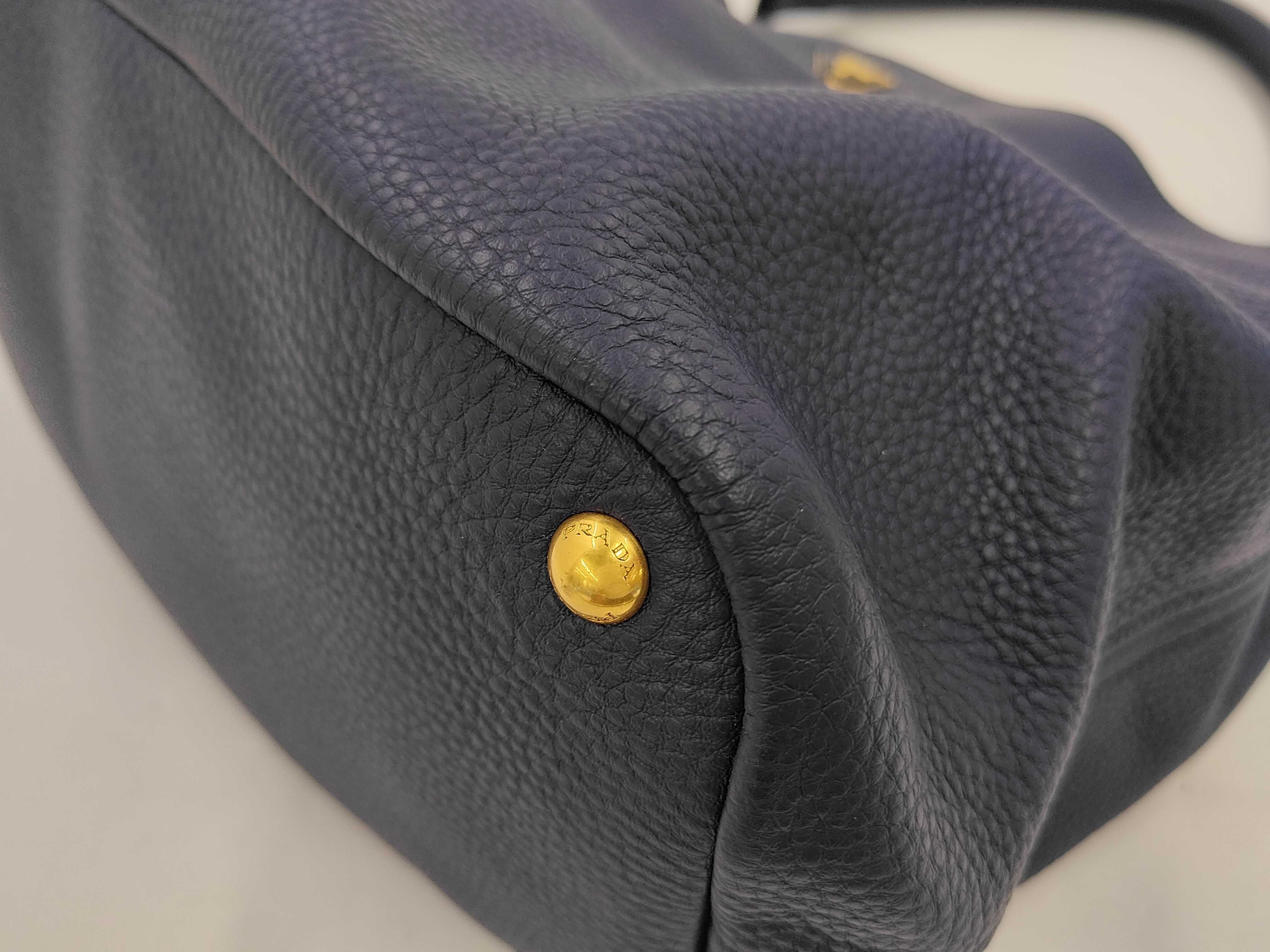 Vitello Daino Hobo Shoulder Bag Navy B4829B Shoulder Bag — view 4