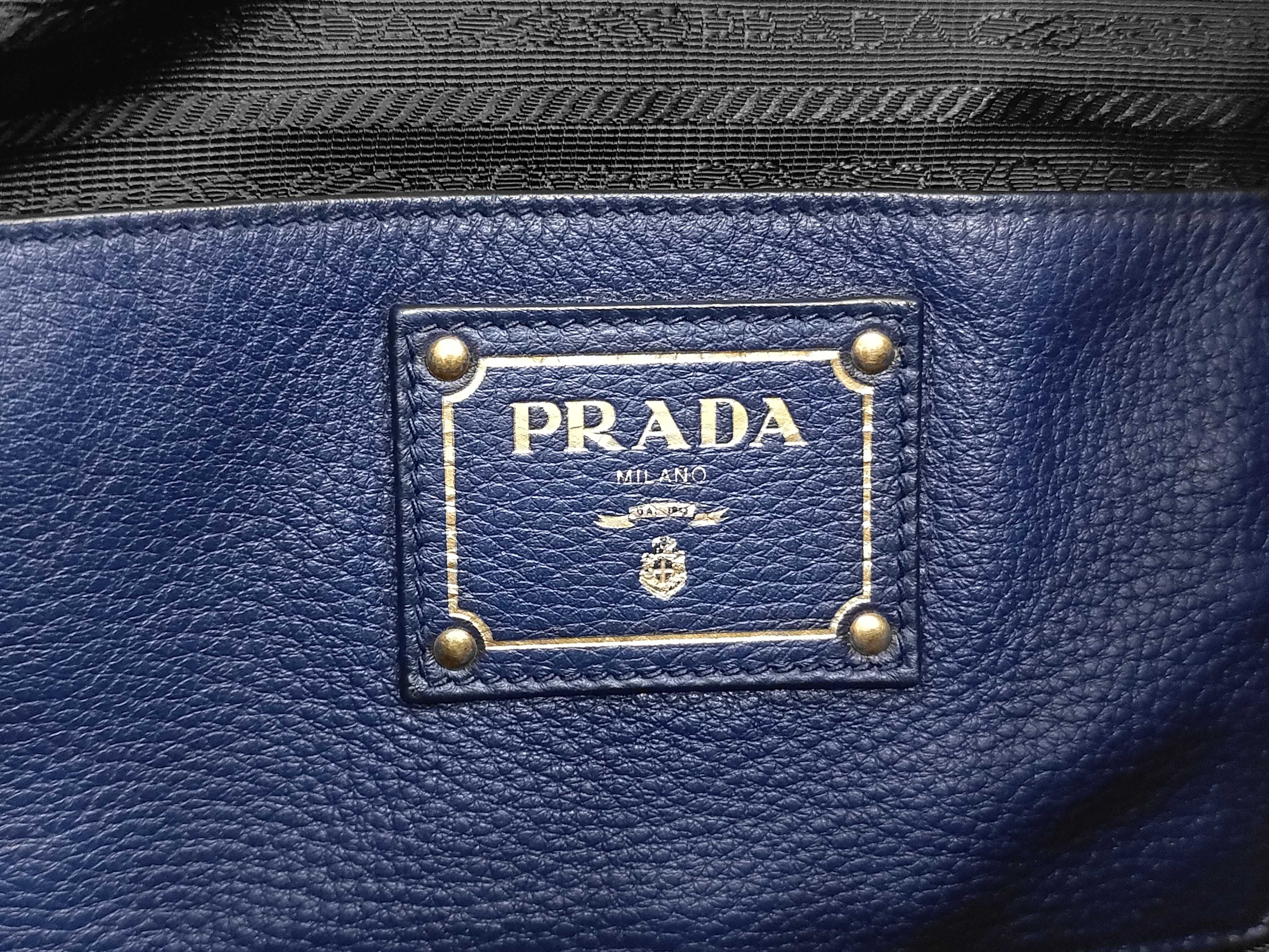 Vitello Daino Hobo Shoulder Bag Navy B4829B Shoulder Bag — view 9