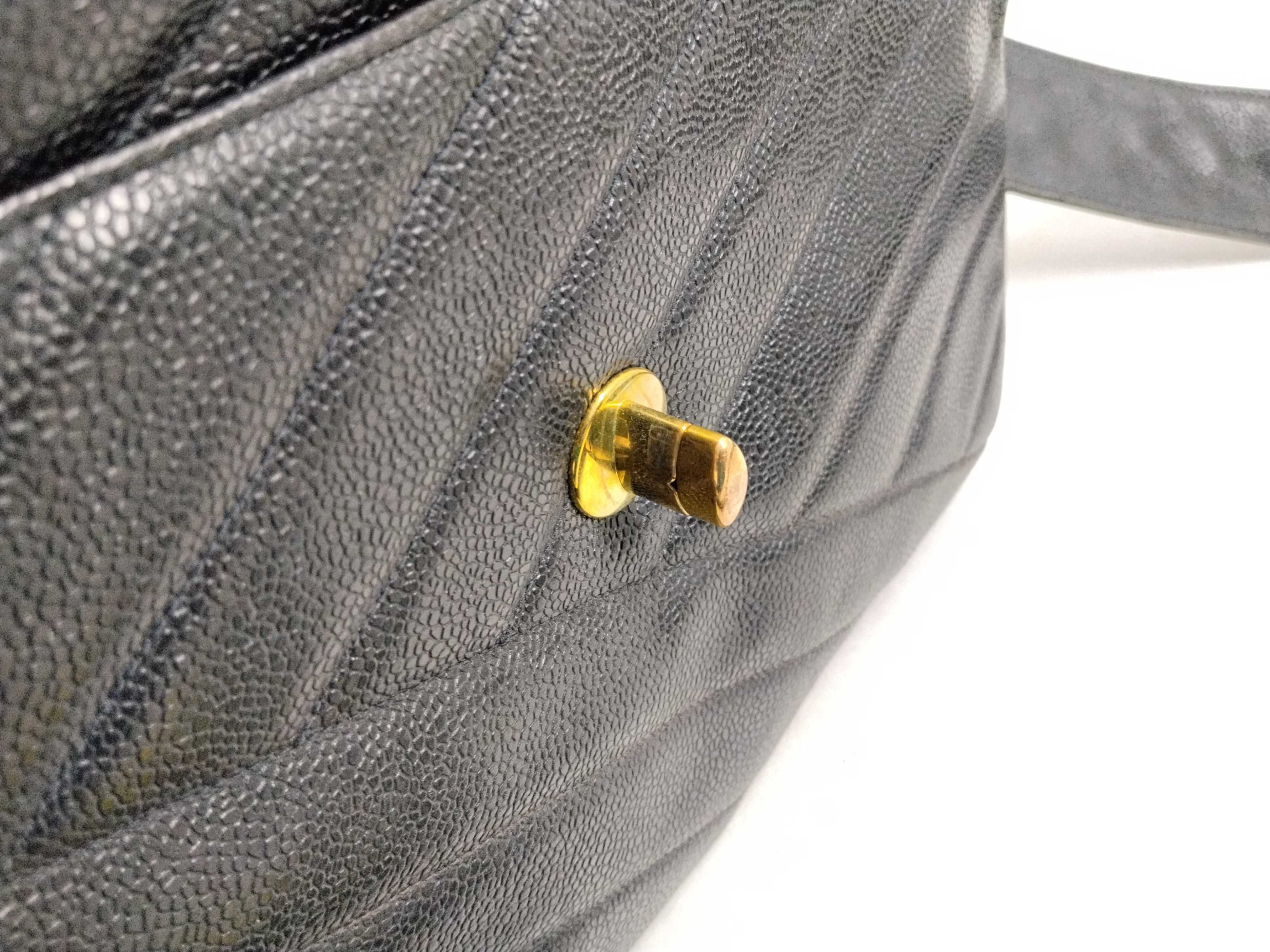 Caviar Skin Turnlock Shoulder Bag (with Boutique Seal, without G Seal) — view 15