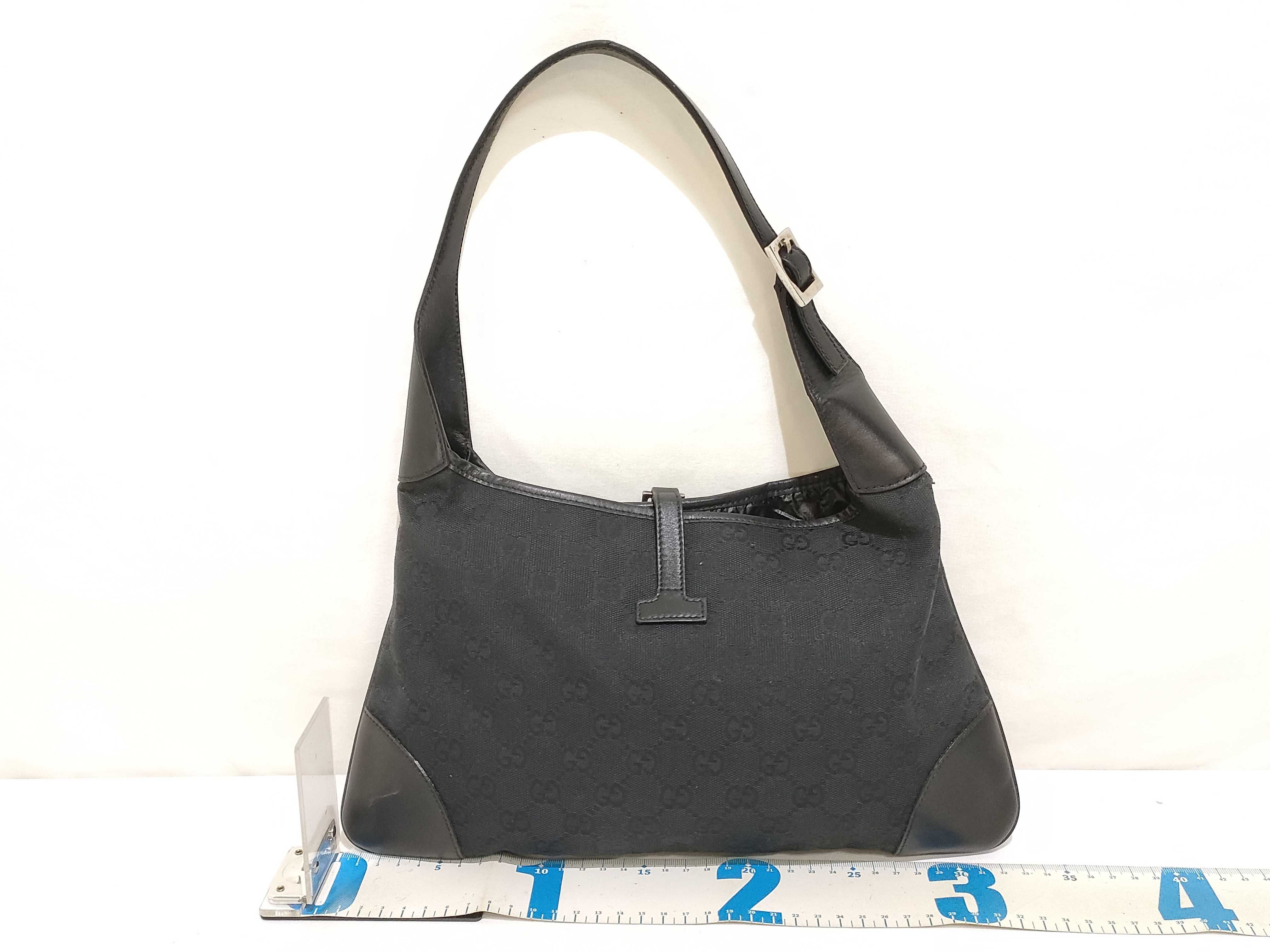 GG Canvas One-Shoulder Bag — view 2