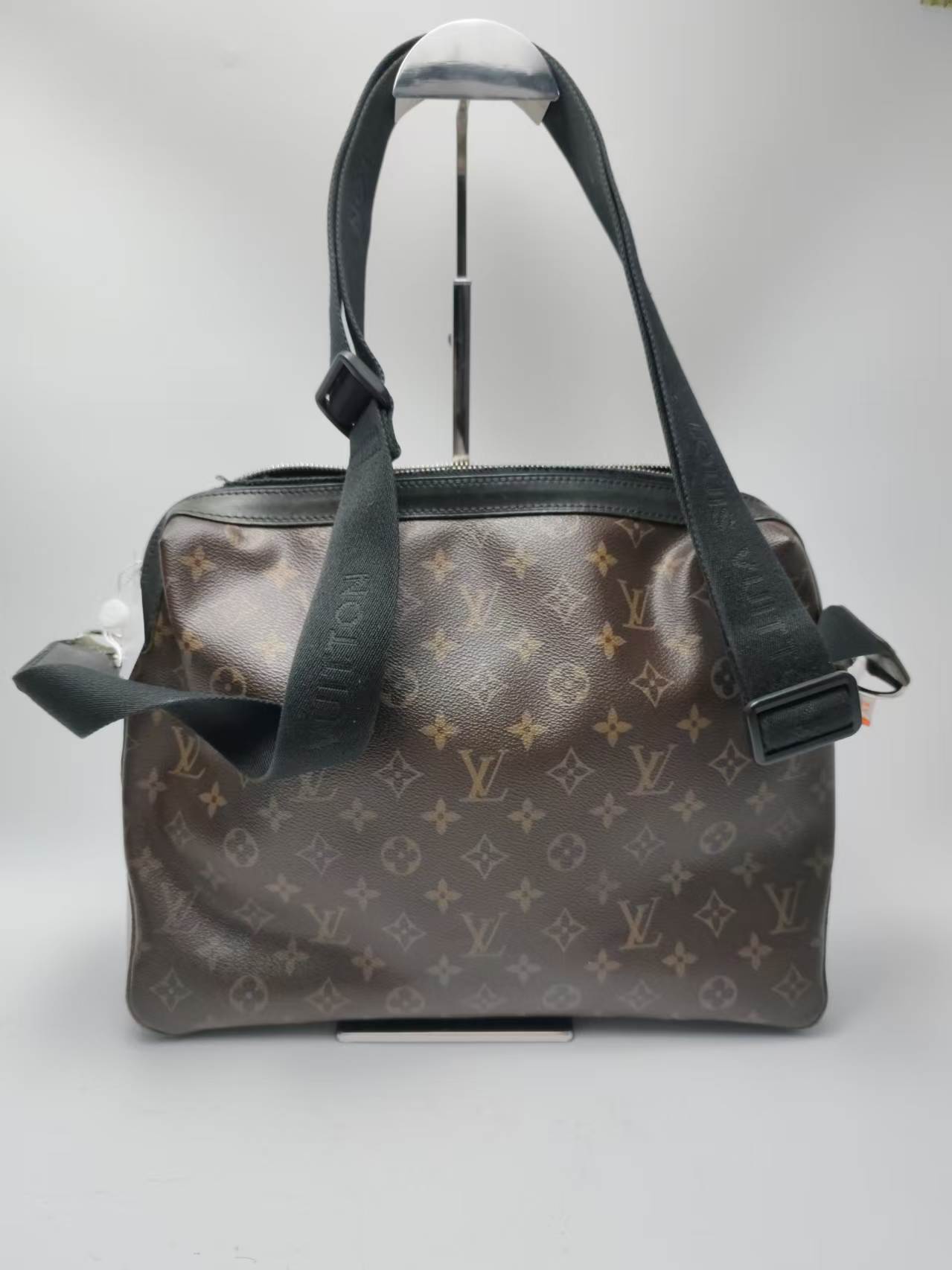 【*Shipped from: China*】LOUIS VUITTON PU Shoulder Bag — view 2