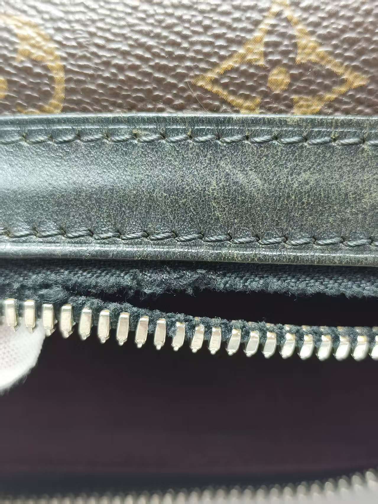 【*Shipped from: China*】LOUIS VUITTON PU Shoulder Bag — view 13