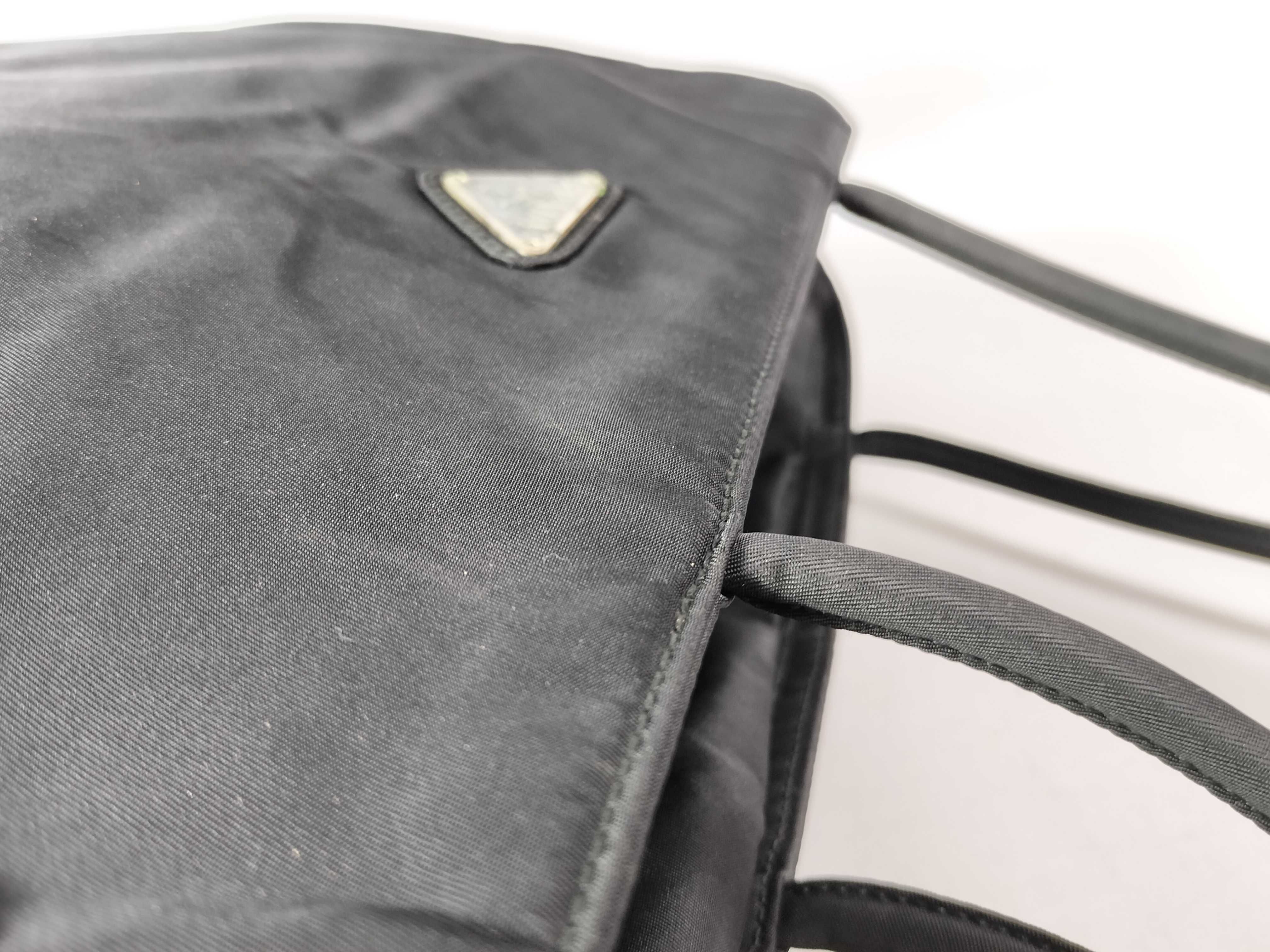 nylon tote bag (white, no tag) and nylon tote bag (black, with triangular logo plate). — view 5