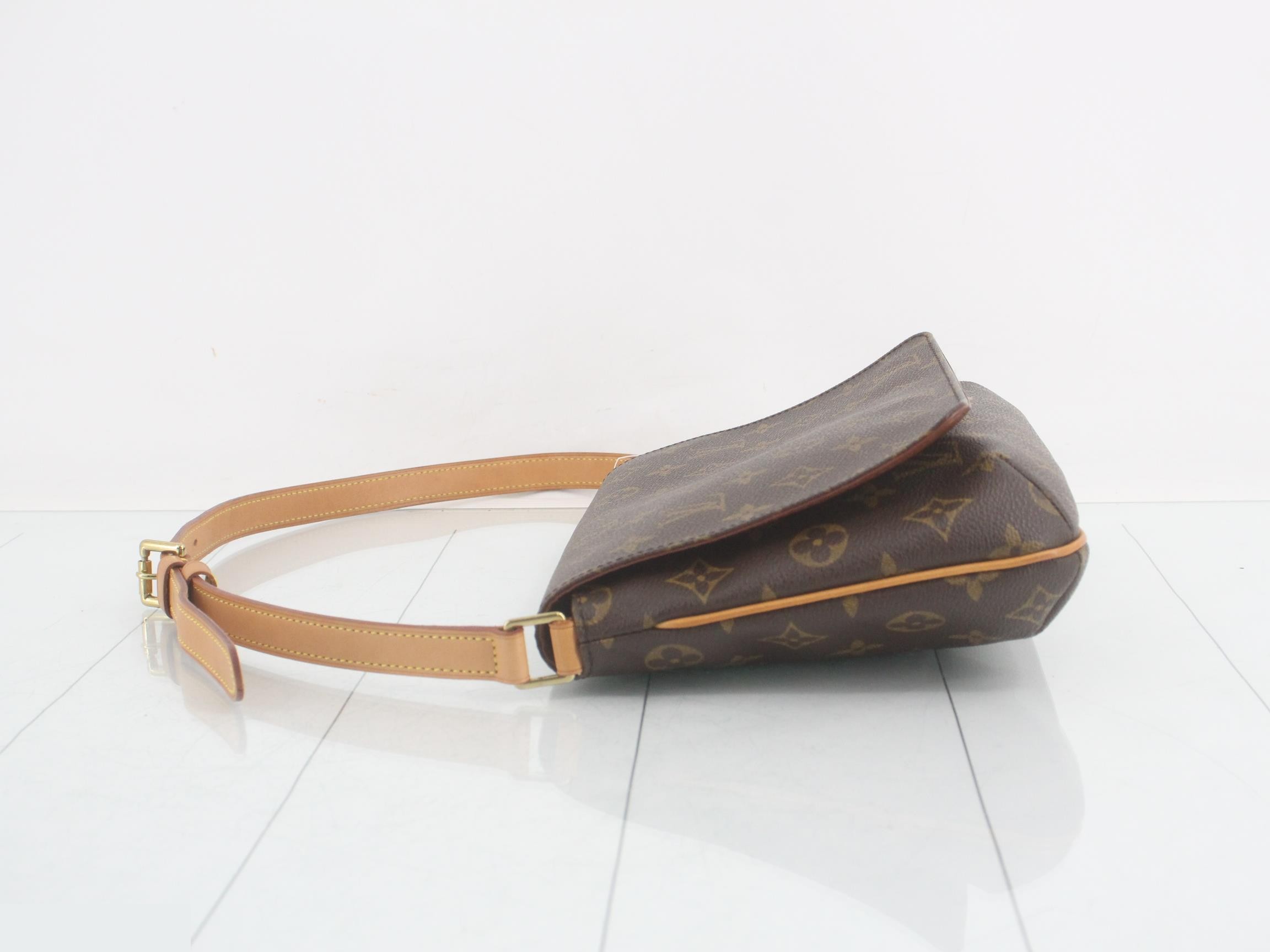 Musette Salsa Short Shoulder — view 4
