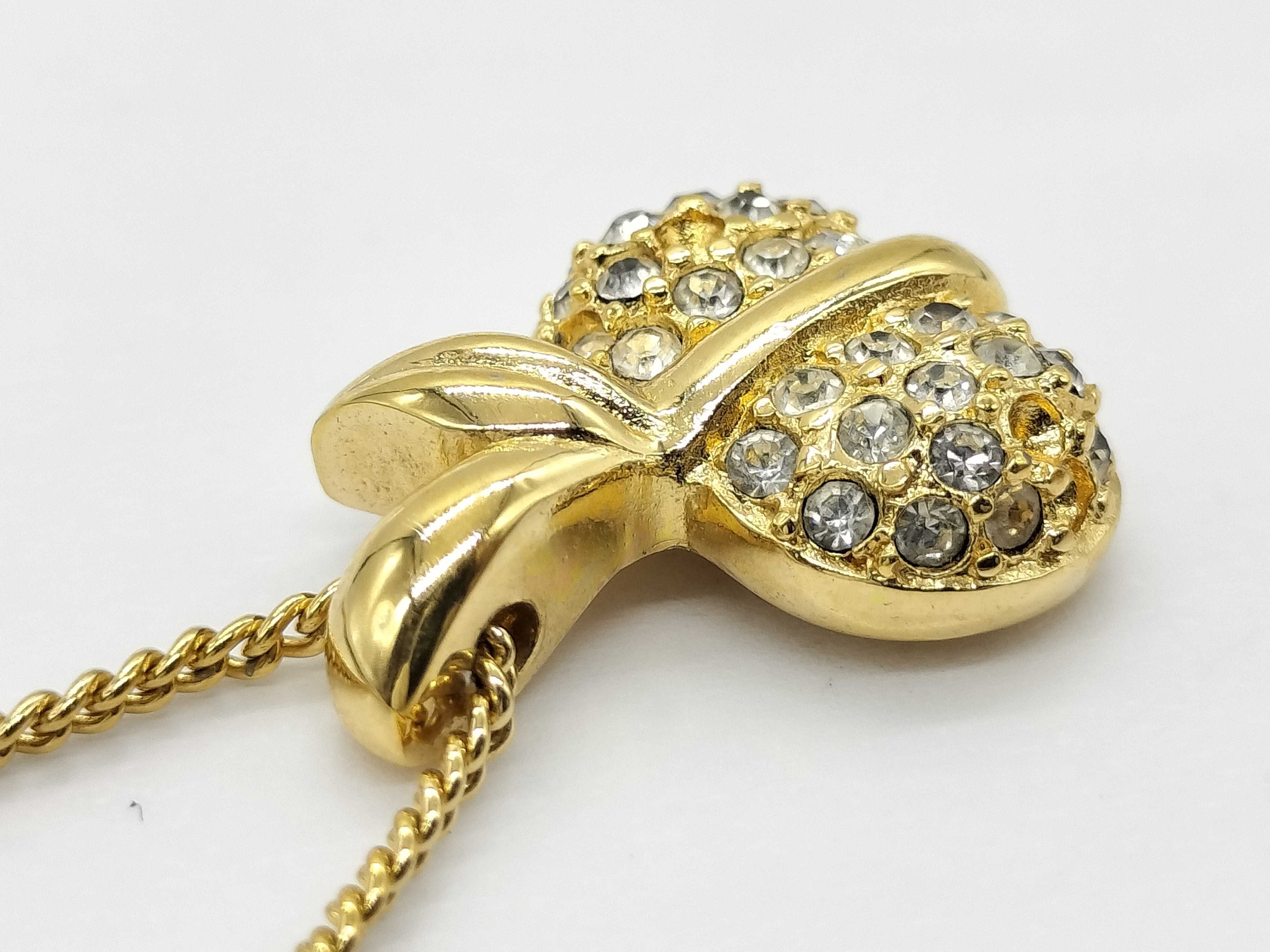 necklace — view 4