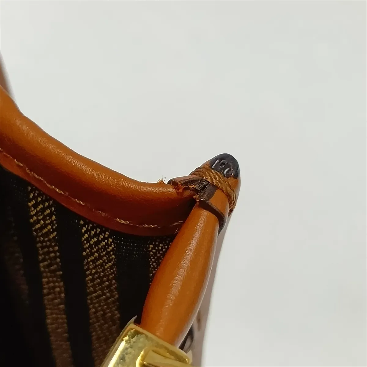 Sunshine Shopper Small 8BS051 Leather 2-Way Handbag Brown — view 10