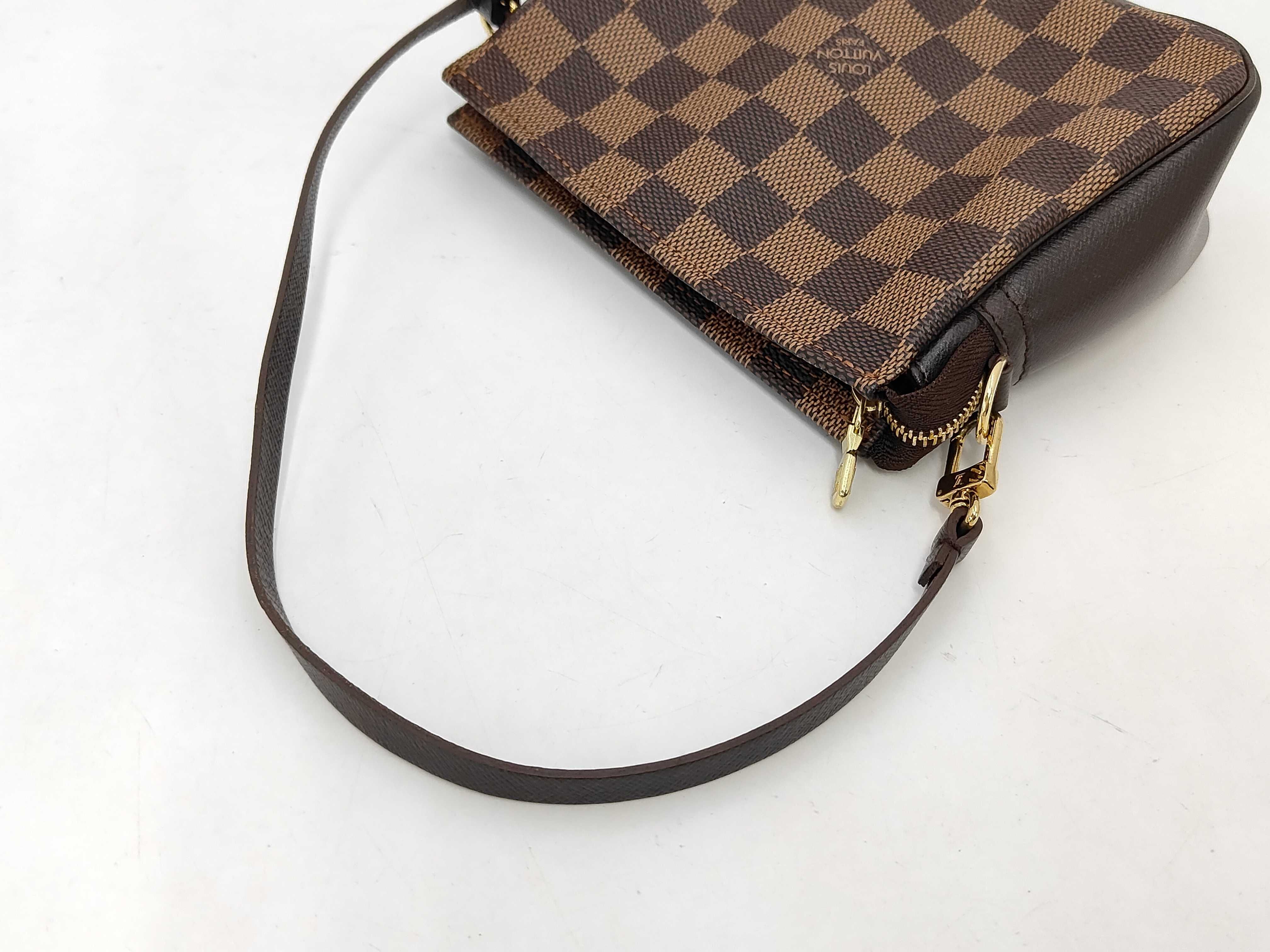 Damier Louis Vuitton Trousse Makeup Pouch Damier N51982 Pouch — view 5