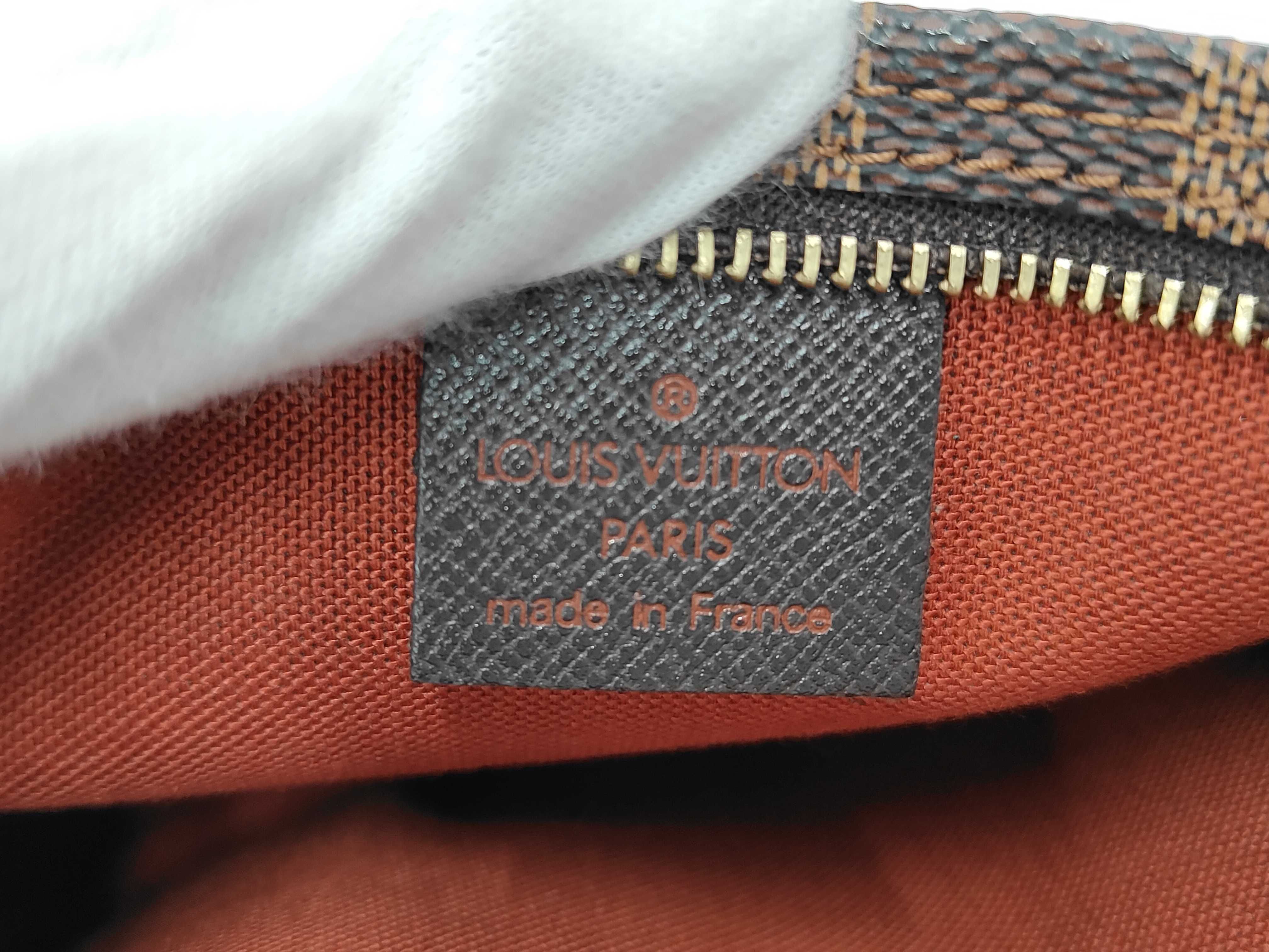 Damier Louis Vuitton Trousse Makeup Pouch Damier N51982 Pouch — view 9