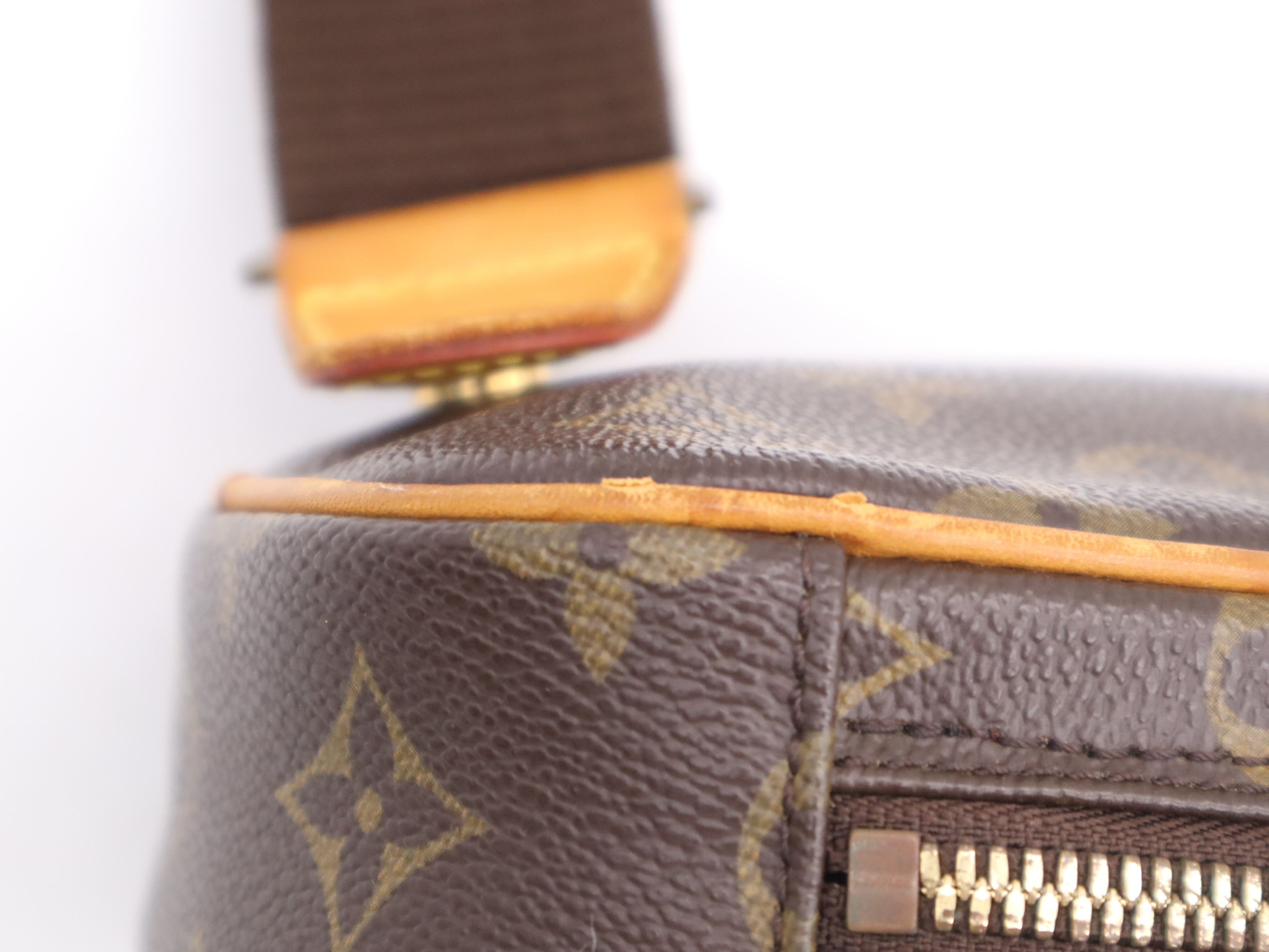 M51870 Monogram Pochette Gange Waist Bag — view 9