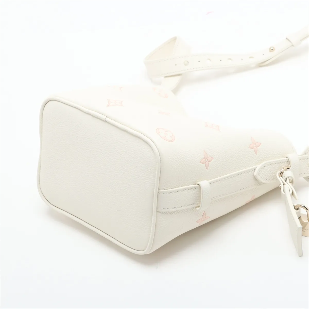 Bicolor Monogram Empreinte All-in-One BB M28315 Beige (RFID detected) — view 3