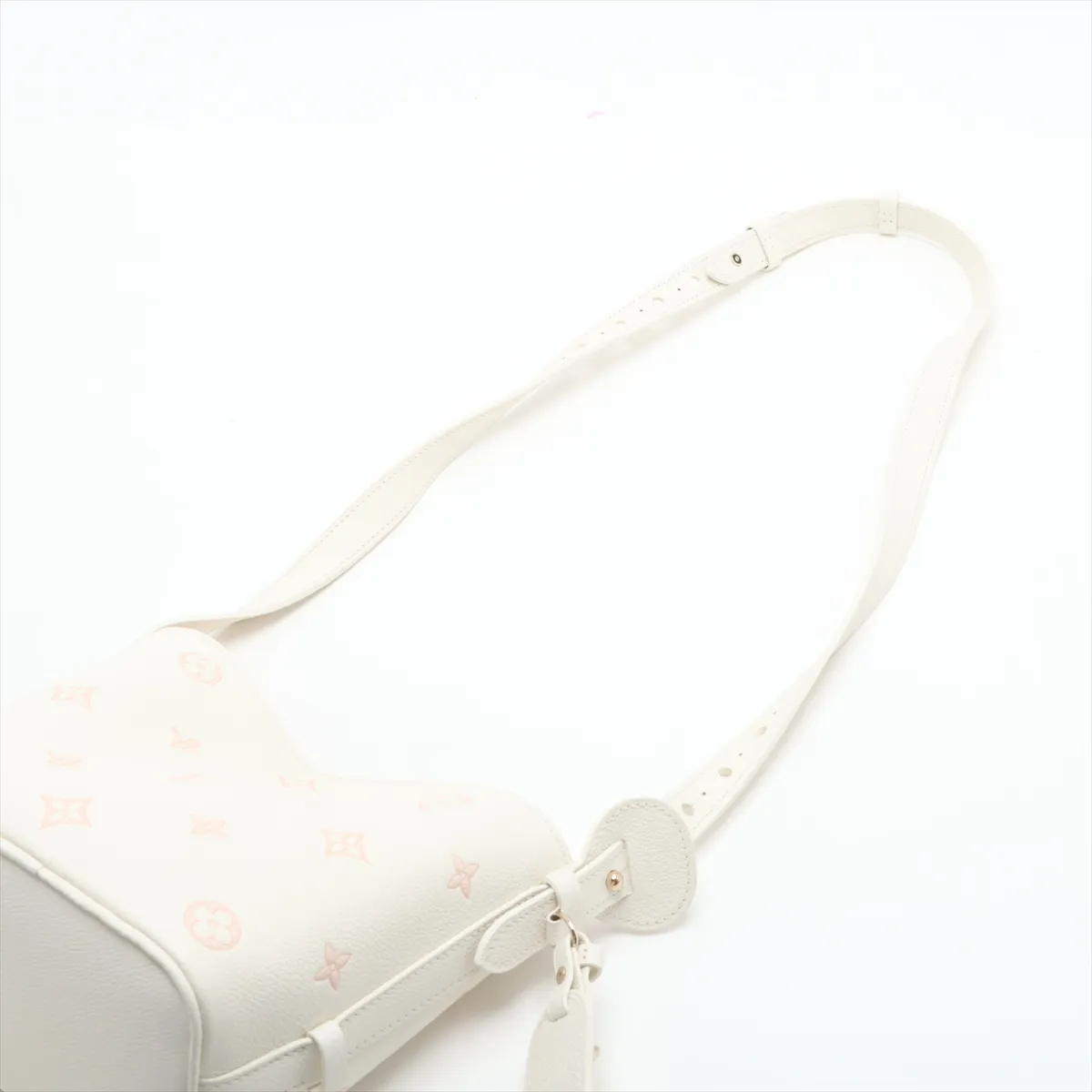 Bicolor Monogram Empreinte All-in-One BB M28315 Beige (RFID detected) — view 5