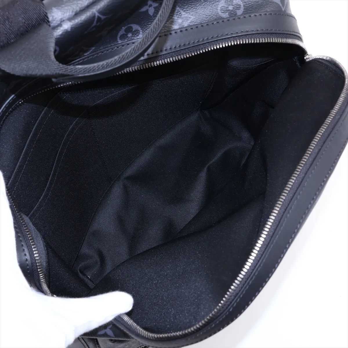 Monogram Eclipse Discovery Backpack PM M22558 Black (RFID detected) — view 7