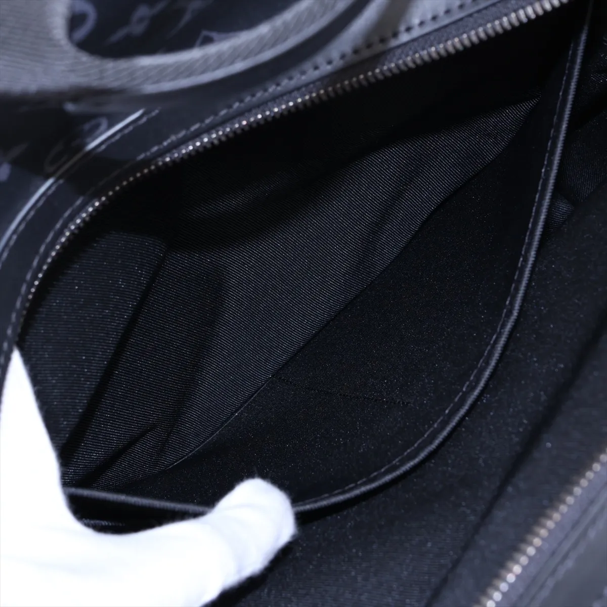 Monogram Eclipse Discovery Backpack PM M22558 Black (RFID detected) — view 8