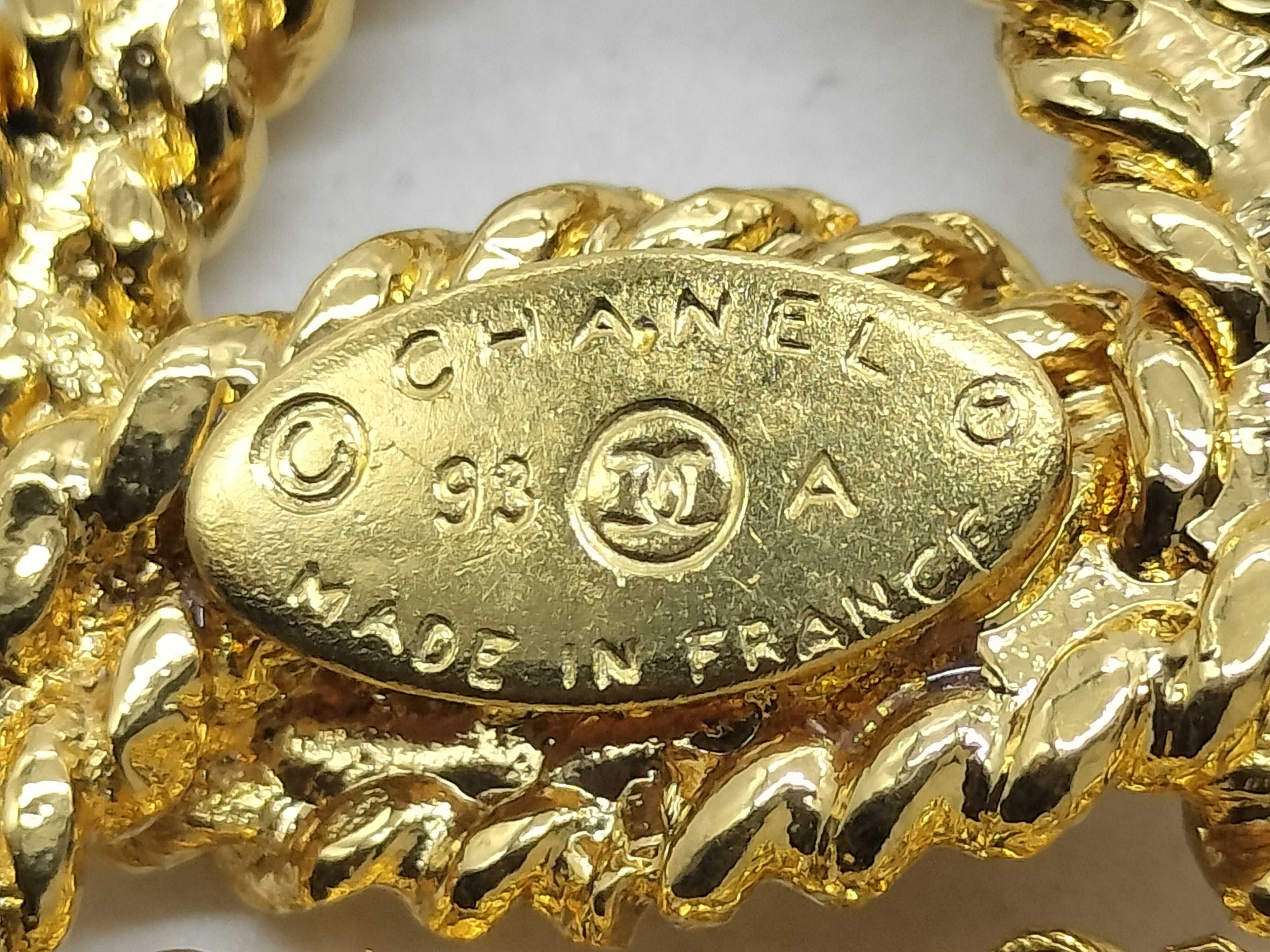93A Gold Chain Coco Mark Necklace — view 3