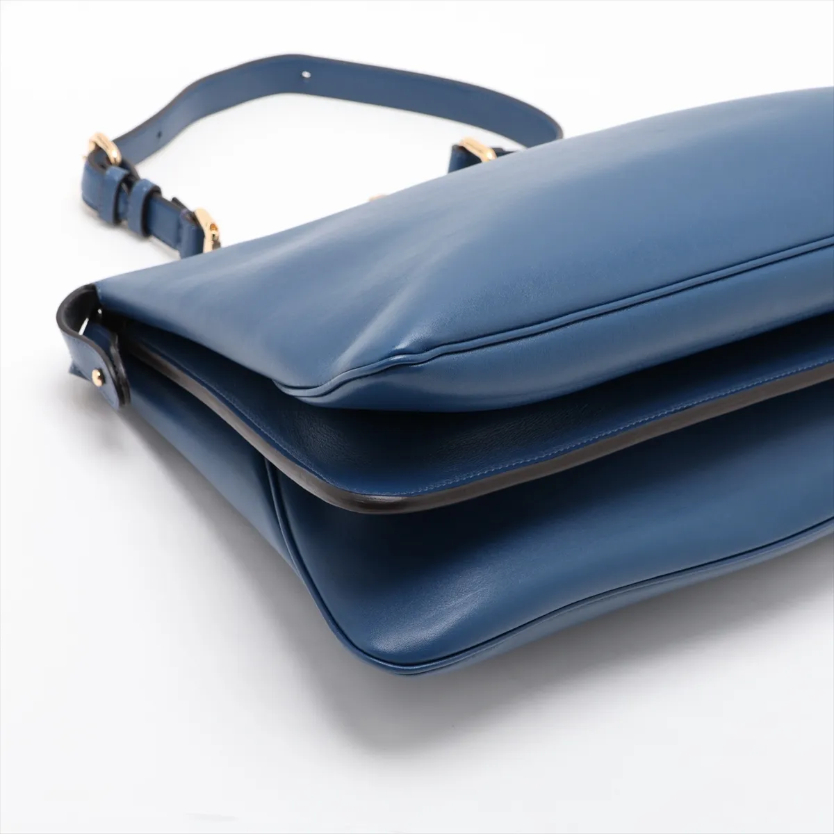 Peekaboo Soft Large 8BN358 Leather Shoulder Bag, Blue — view 4