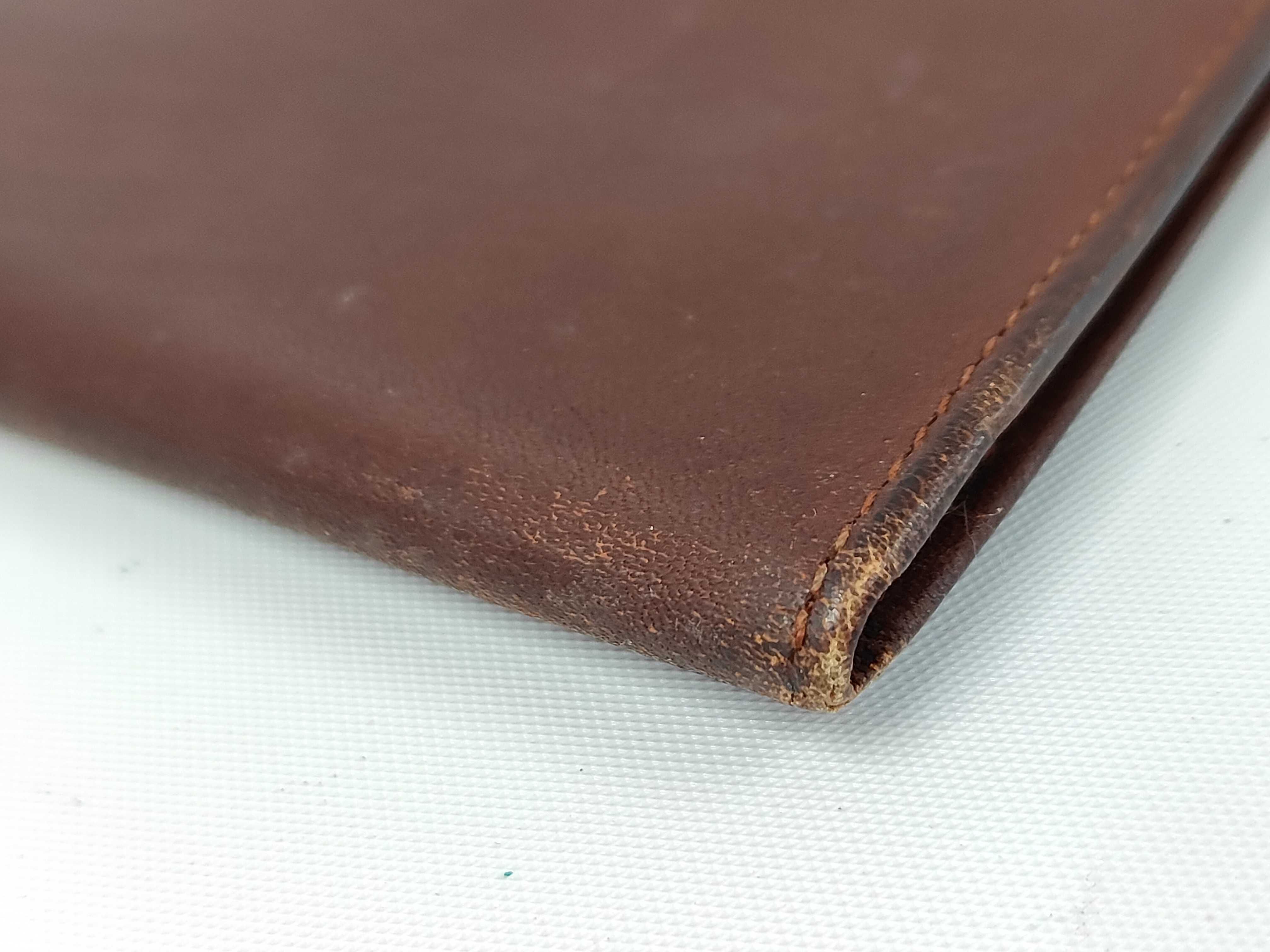 Must Line Long Wallet Leather Billfold — view 3