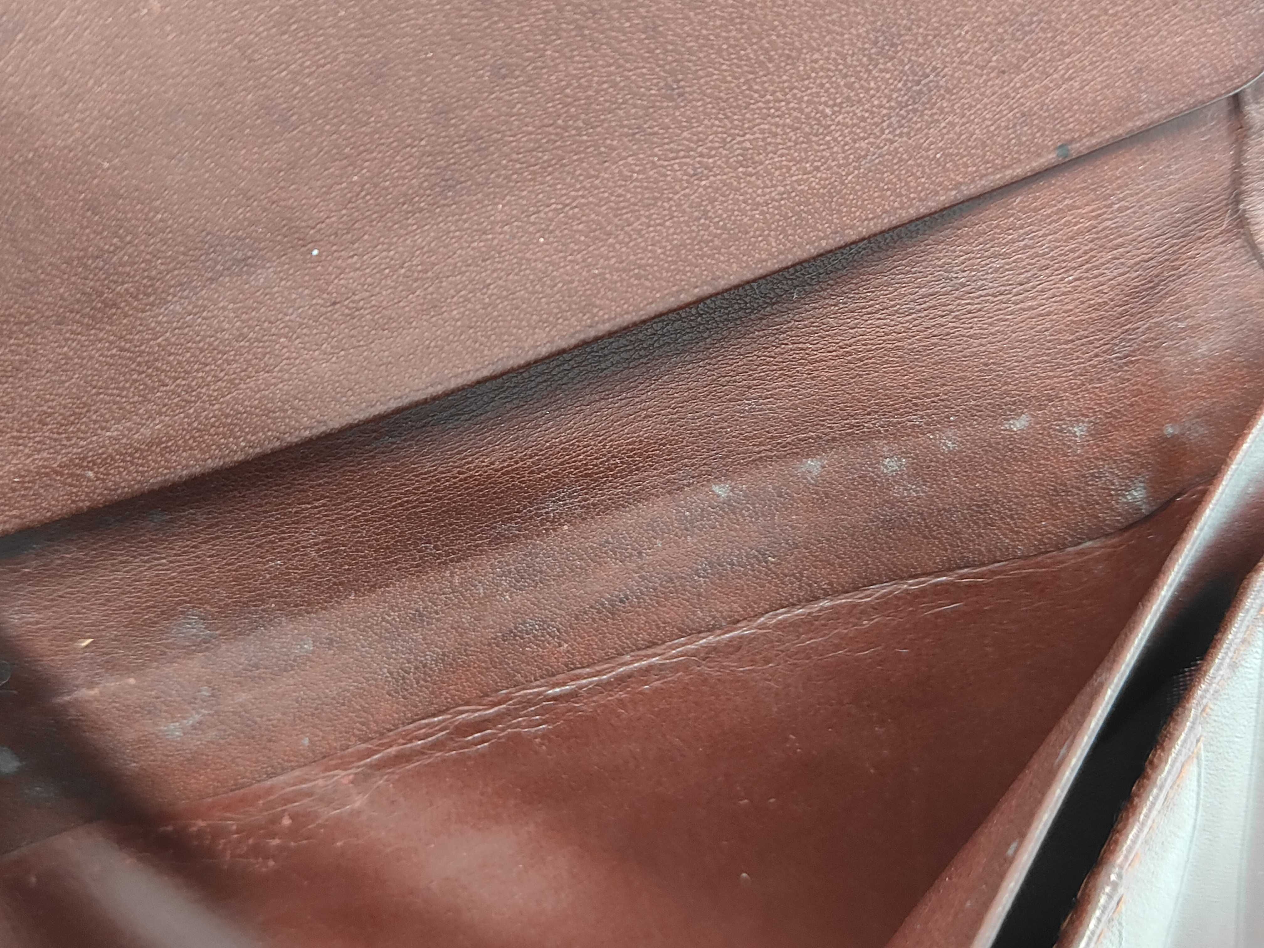 Must Line Long Wallet Leather Billfold — view 10