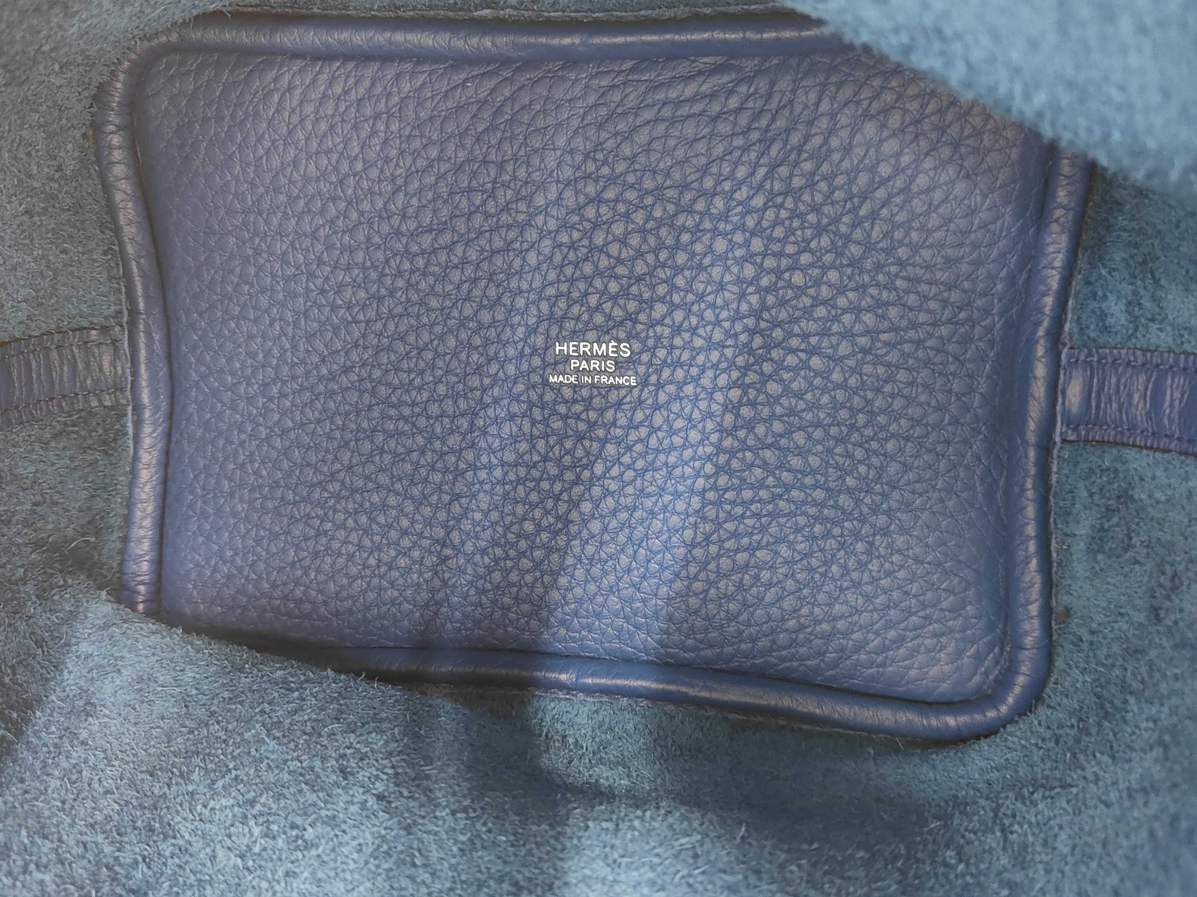 Picotin Lock 18 PM, Taurillon Clemence leather, Blue Electric, Silver hardware, U: 2022 model, Handbag — view 7