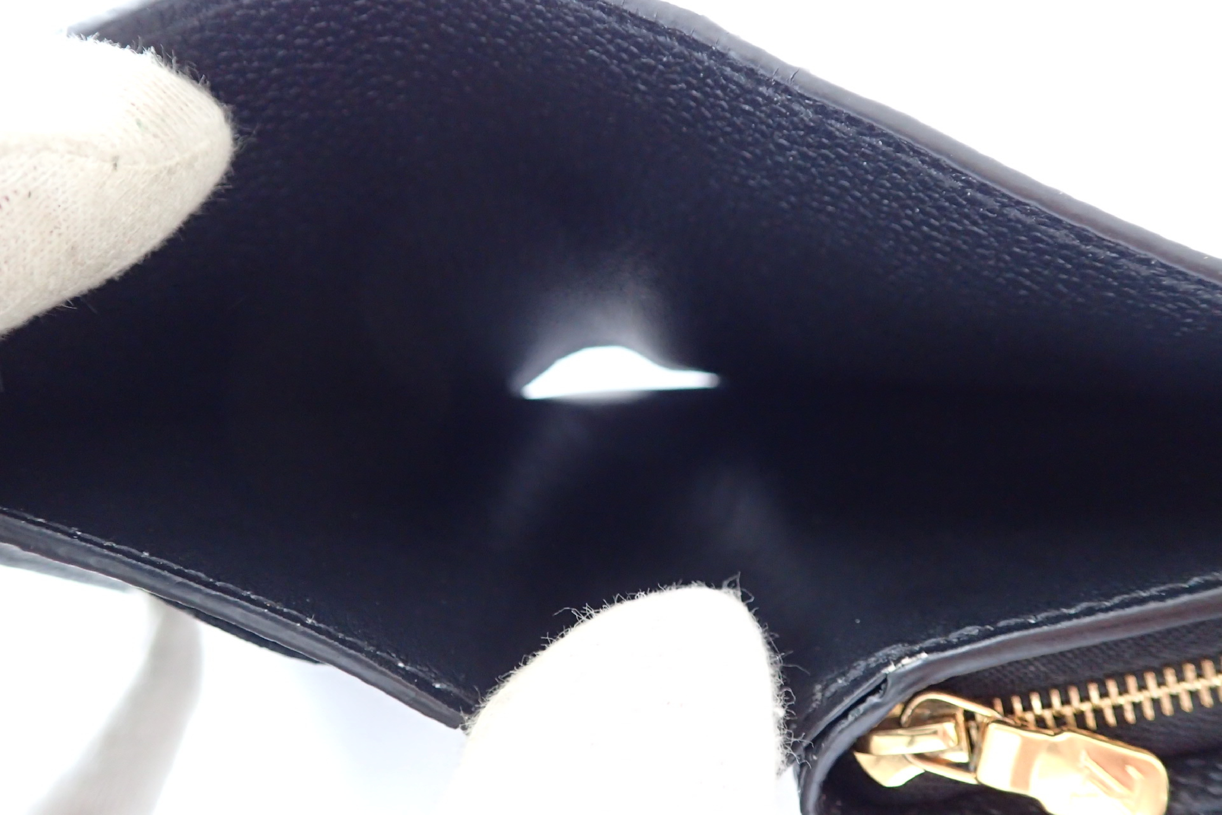 Monogram Empreinte Portefeuille Claire M29202 Compact Wallet — view 9