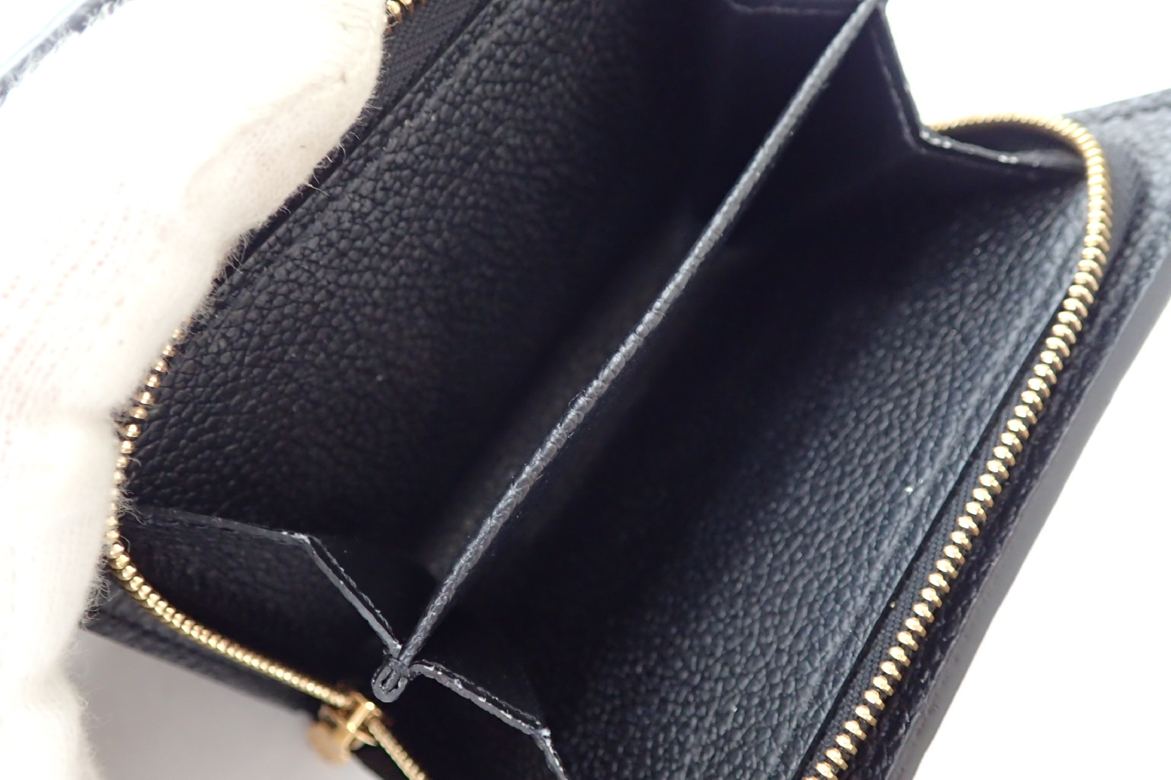 Monogram Empreinte Portefeuille Claire M29202 Compact Wallet — view 10