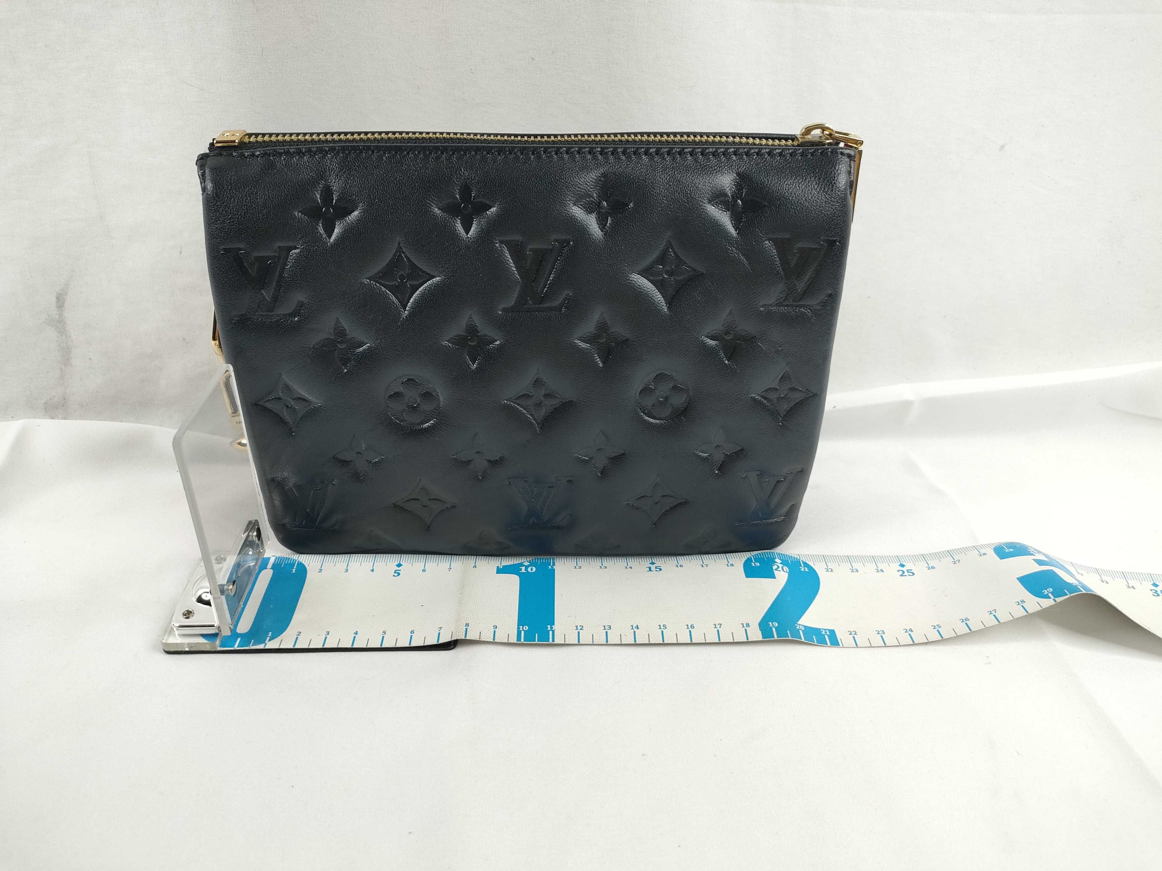 Coussin BB M21259 (IC chip detected) Monogram Lambskin Leather Black Shoulder Bag — view 2