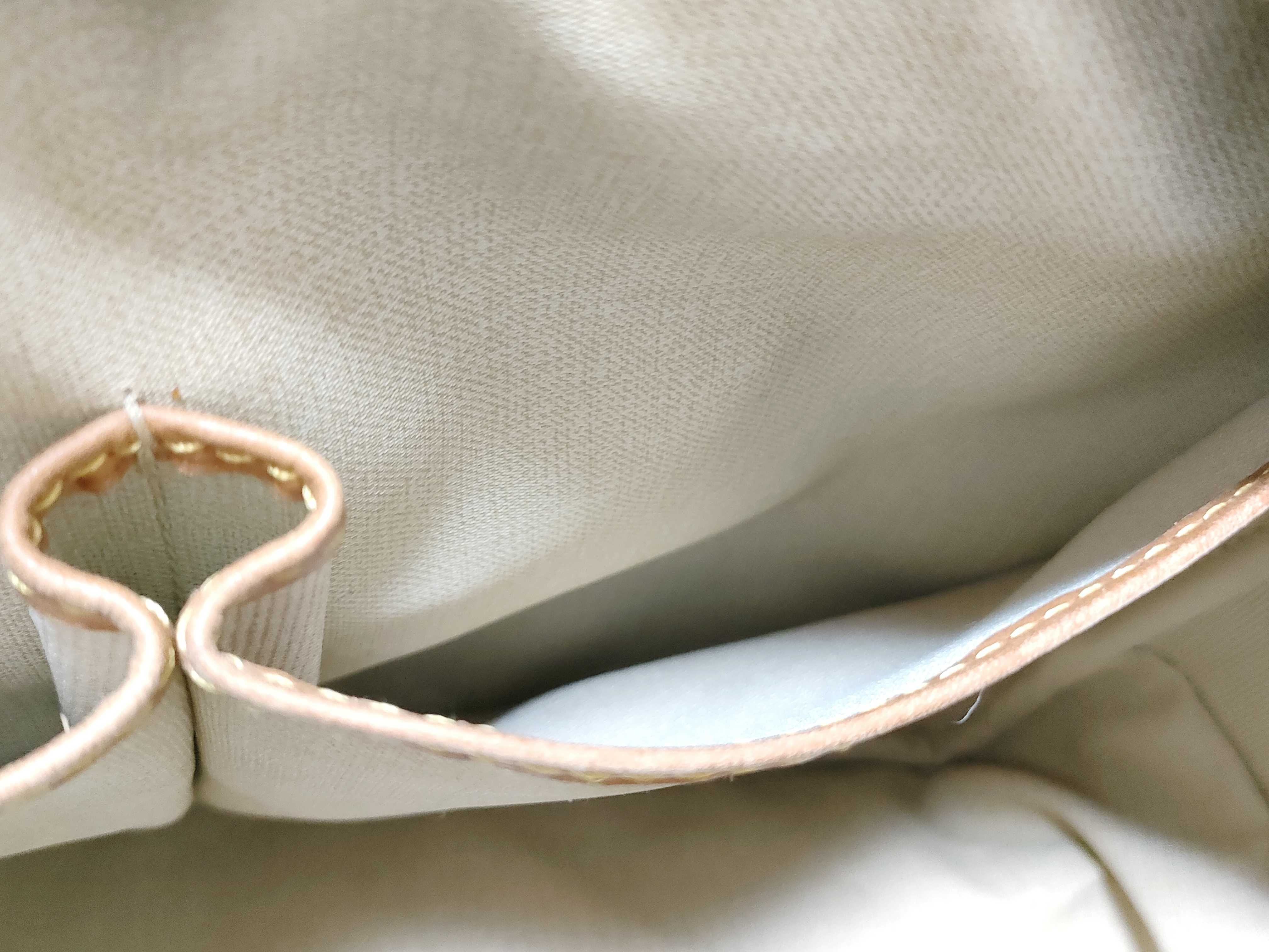 Monogram Louis Vuitton Deauville Handbag — view 11
